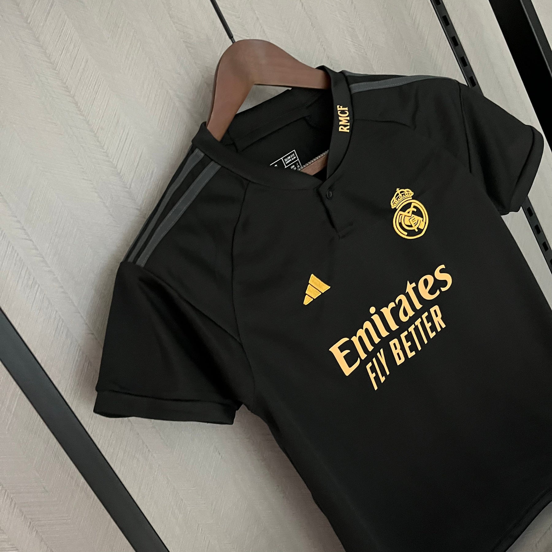 KIT INFANTIL REAL MADRID THIRD 23/24