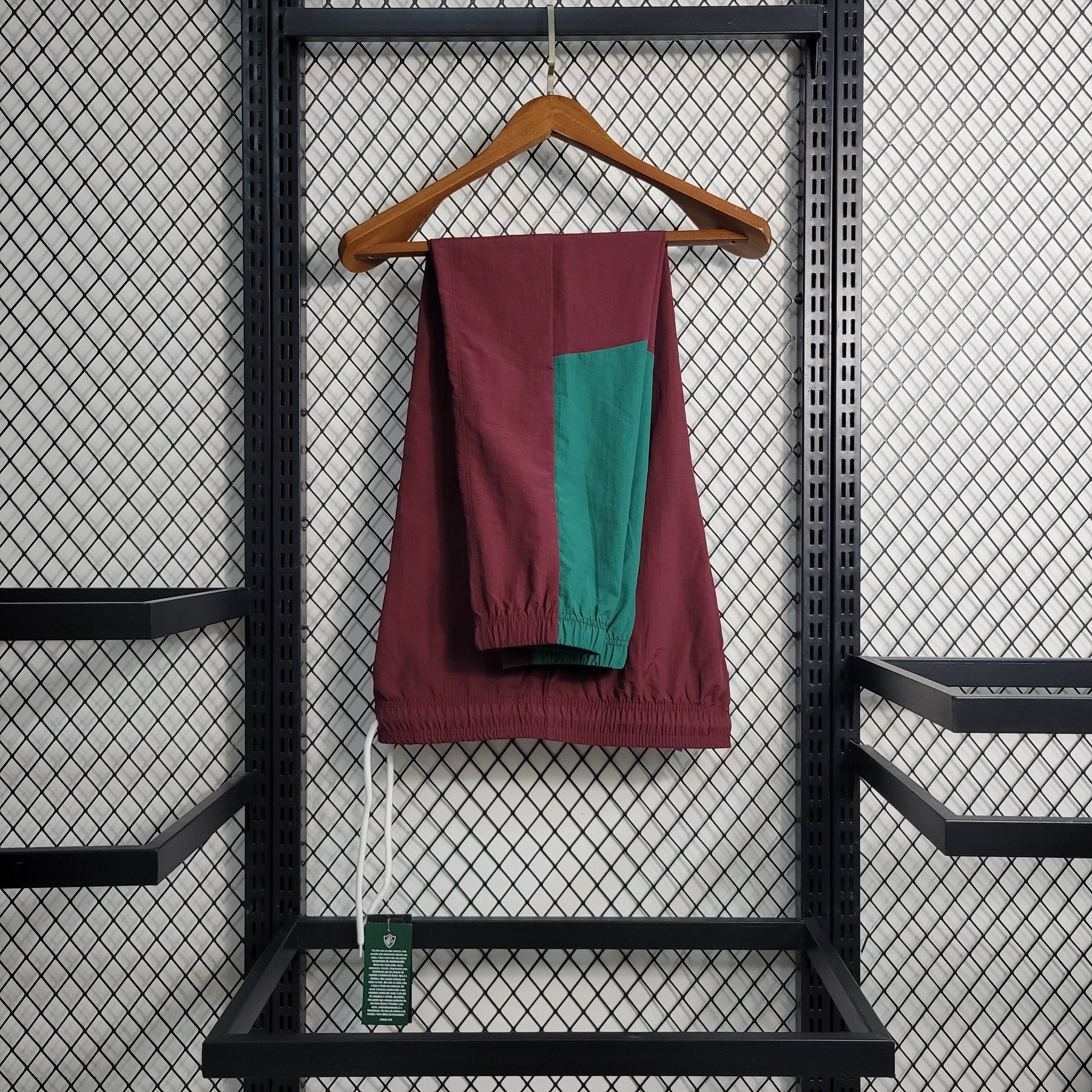 CORTA-VENTO FLUMINENSE GRENÁ 23/24