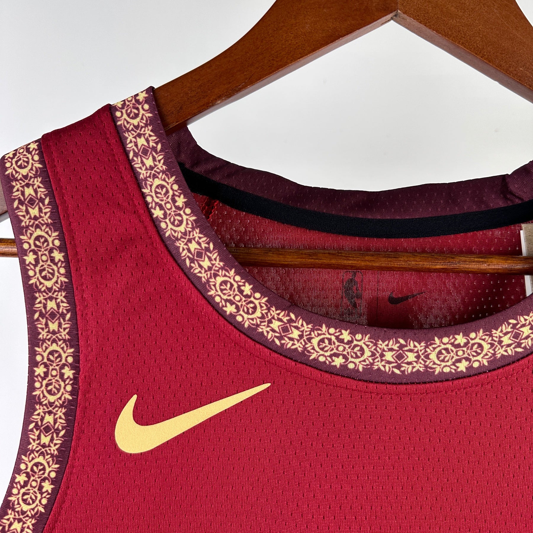 NBA CLEVELAND CAVALIERS CITY EDITION RED 23/24
