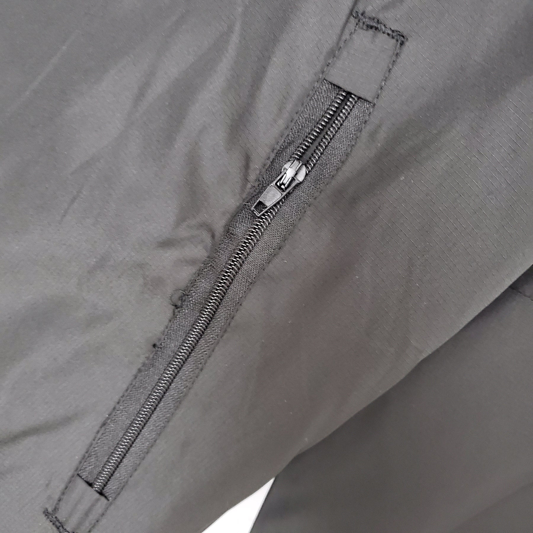 CORTA-VENTO BAYERN DE MUNICH BLACK 22/23