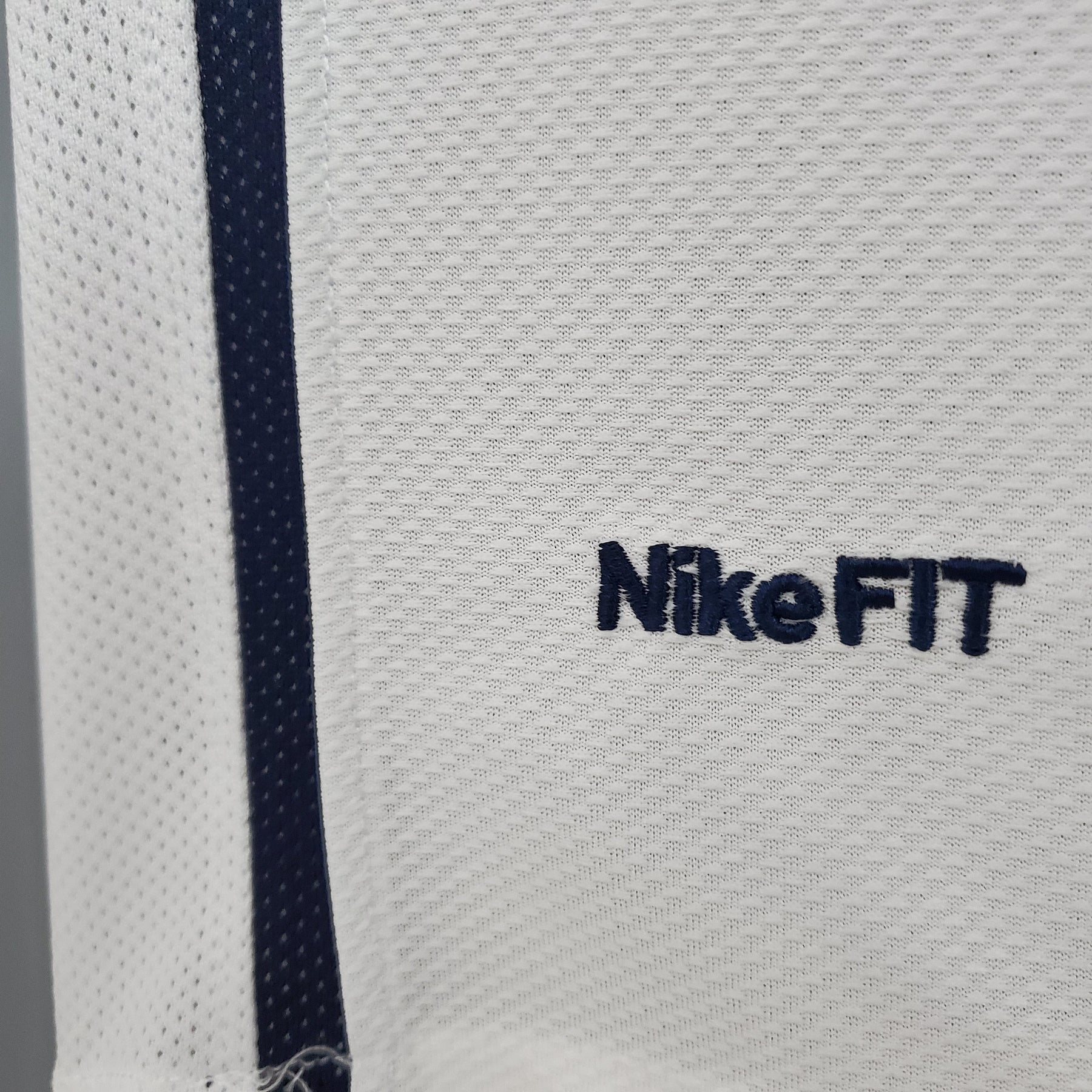 CAMISA RETRÔ MANCHESTER UNITED AWAY 07/08