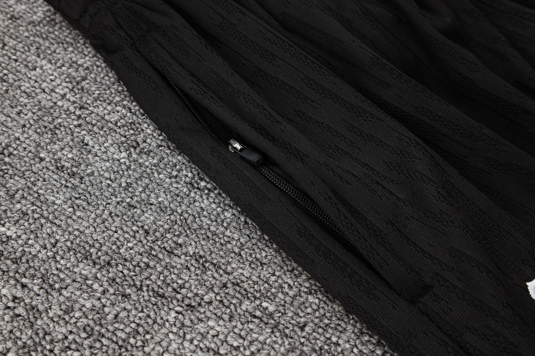 CONJUNTO DE TREINO BARCELONA VERSÃO JOGADOR B942 24/25