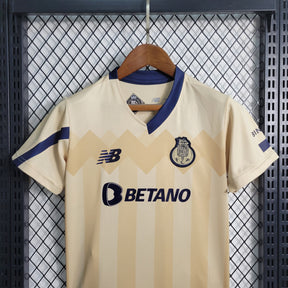 KIT INFANTIL PORTO AWAY 23/24