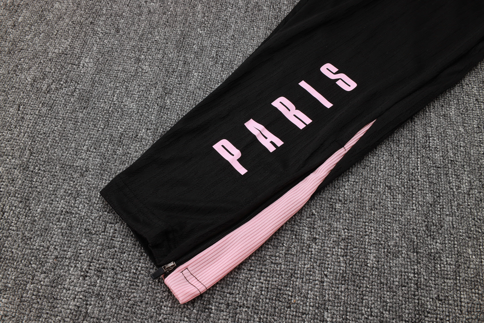 CONJUNTO DE TREINO PSG B967 VERSÃO JOGADOR 24/25