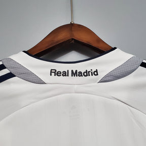 CAMISA RETRÔ REAL MADRID HOME MANGA LONGA 06/07