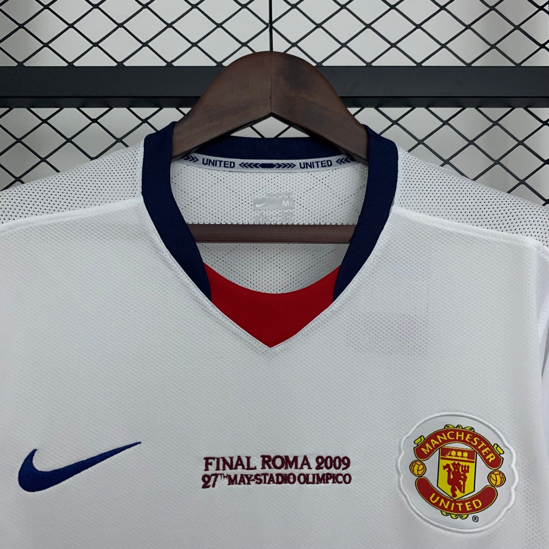 CAMISA RETRÔ MANGA LONGA MANCHESTER UNITED AWAY 08/09