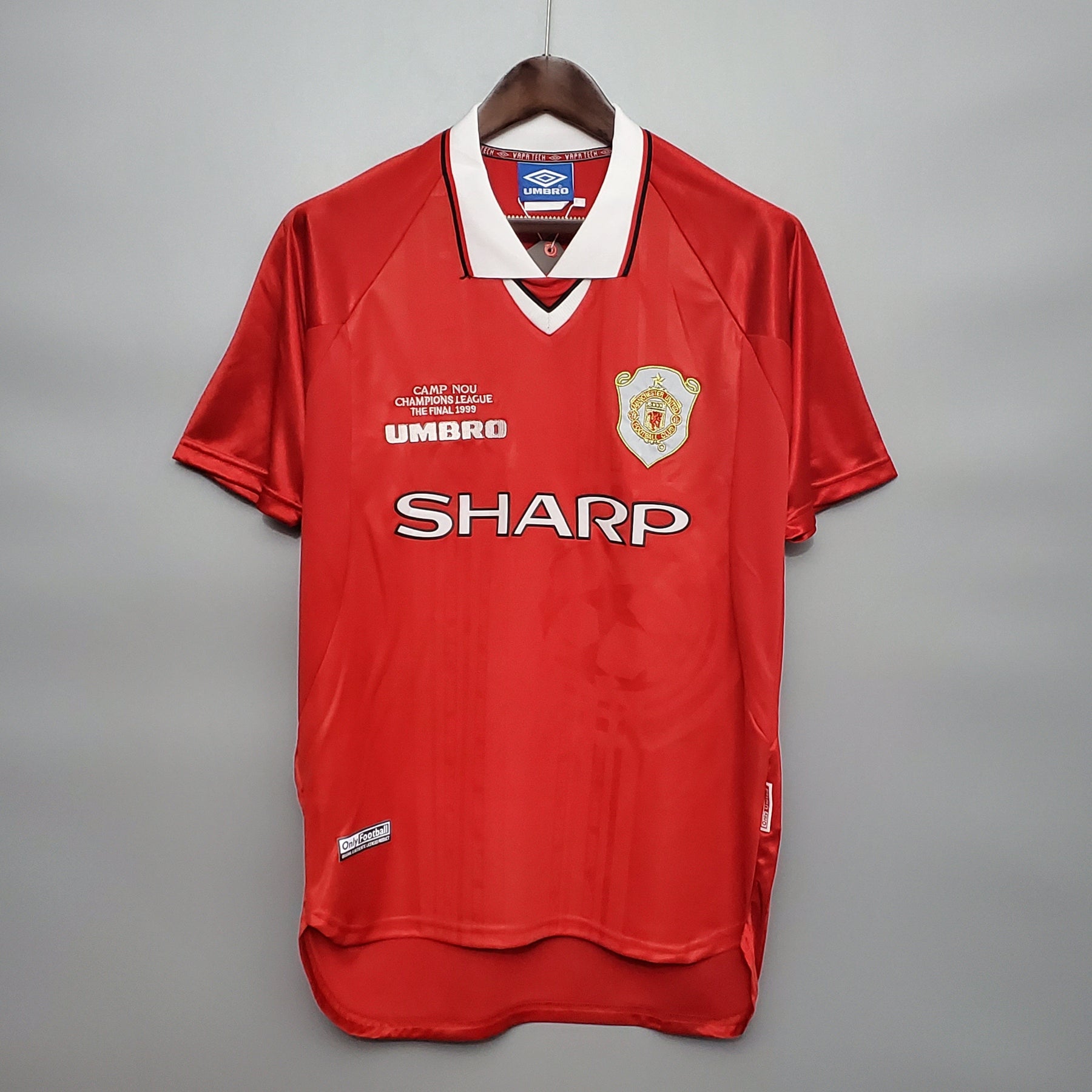 CAMISA RETRÔ MANCHESTER UNITED HOME 99/00