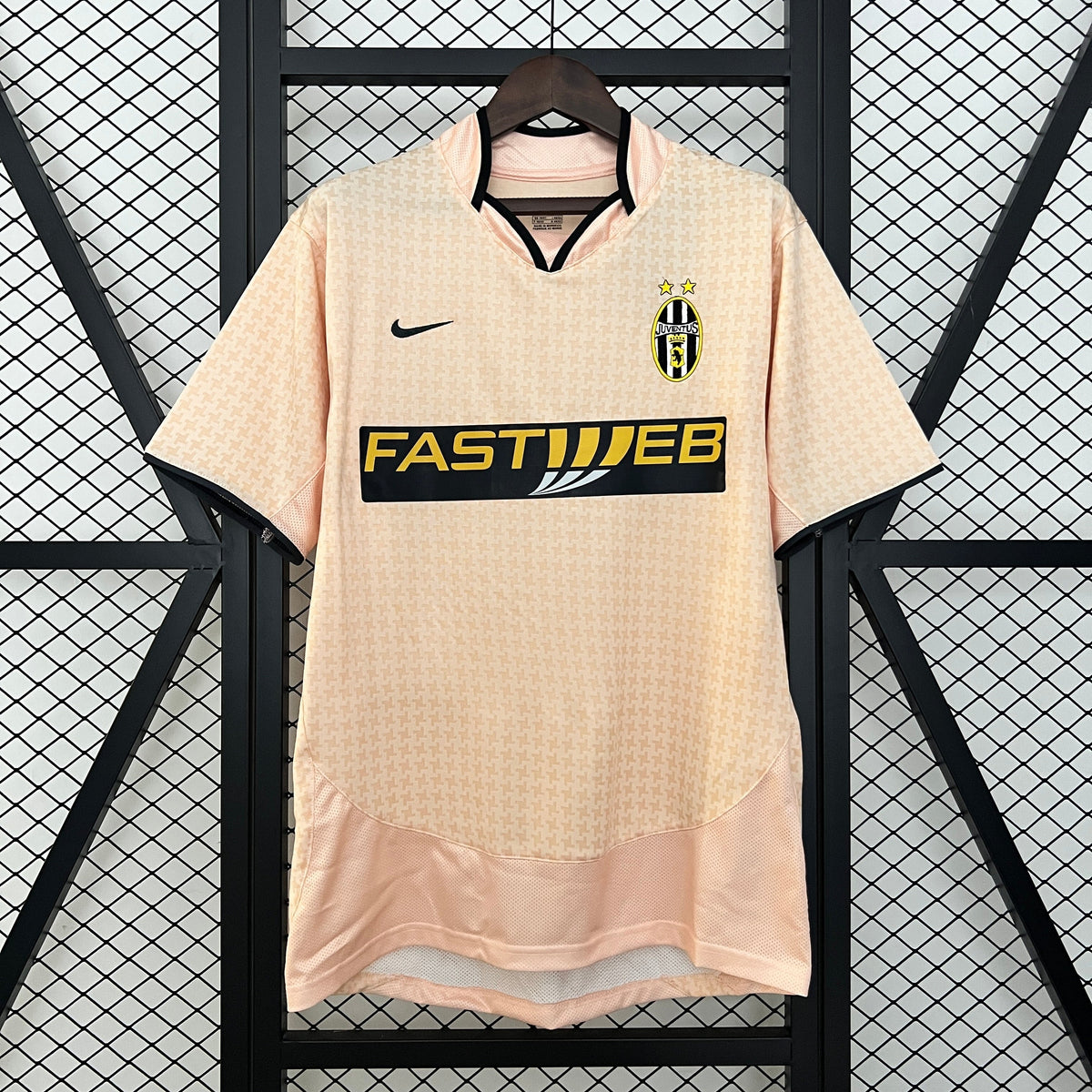 CAMISA JUVENTUS RETRÔ THIRD 03/04