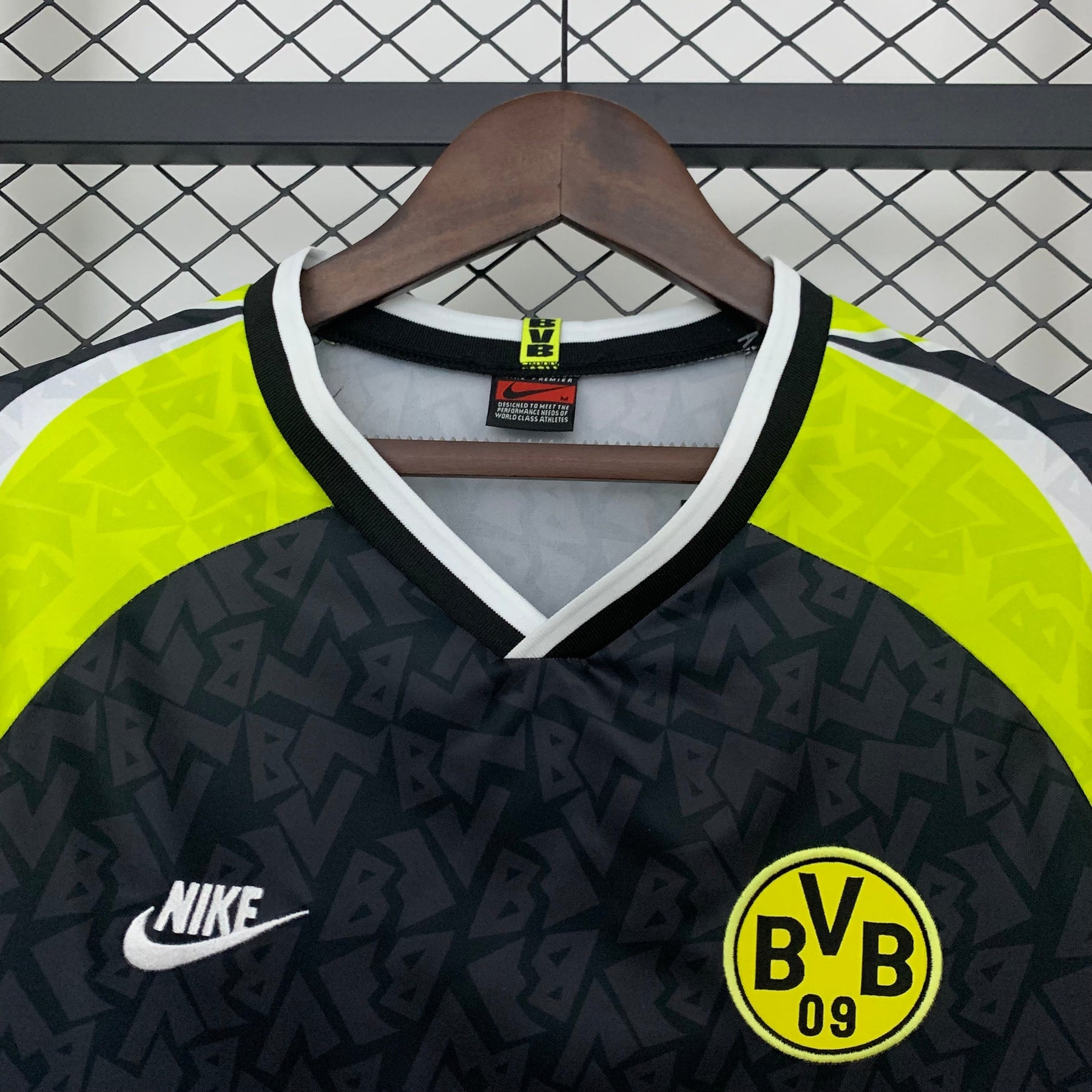 CAMISA RETRÔ BORUSSIA DORTMUND AWAY 95/96