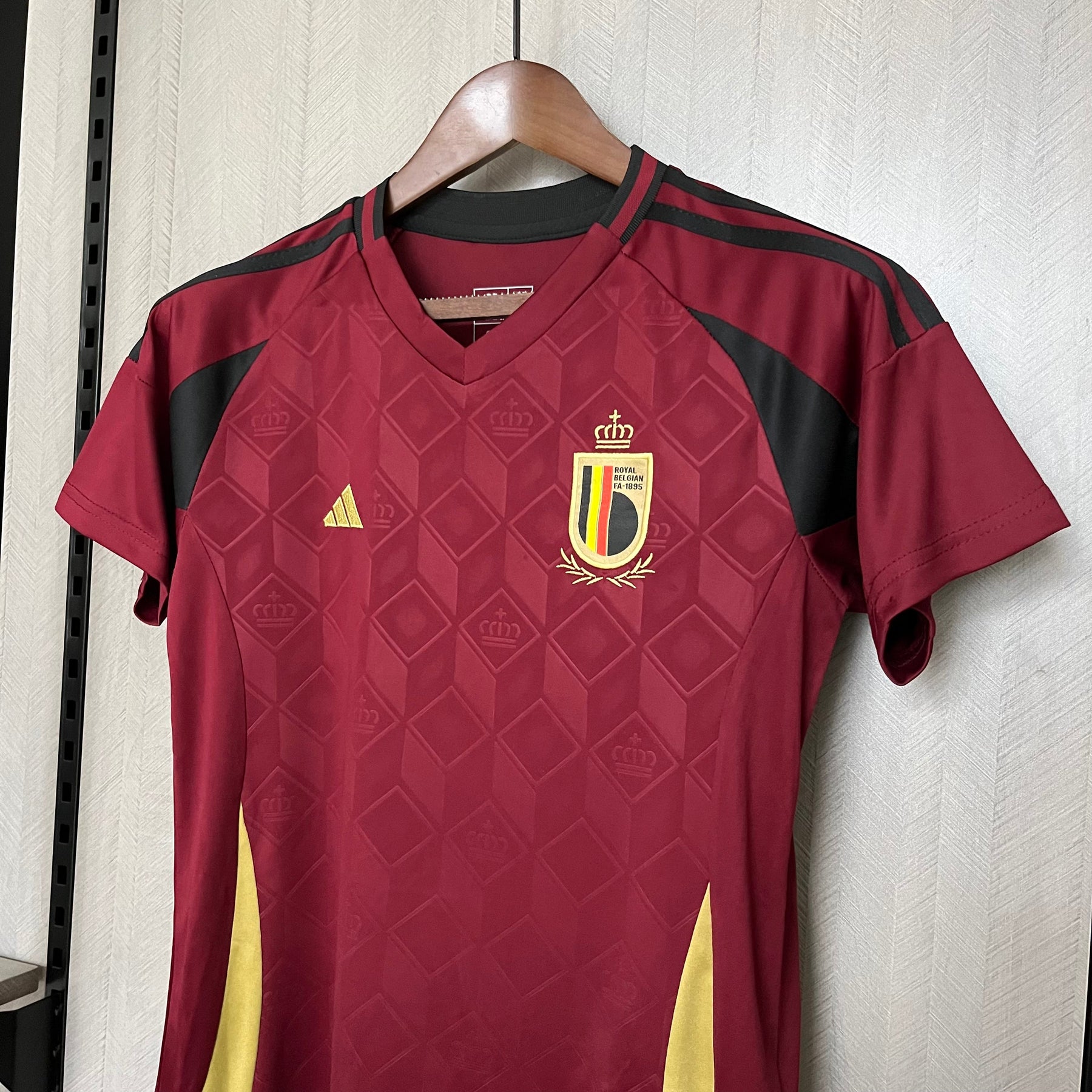 KIT INFANTIL BÉLGICA HOME 24/25