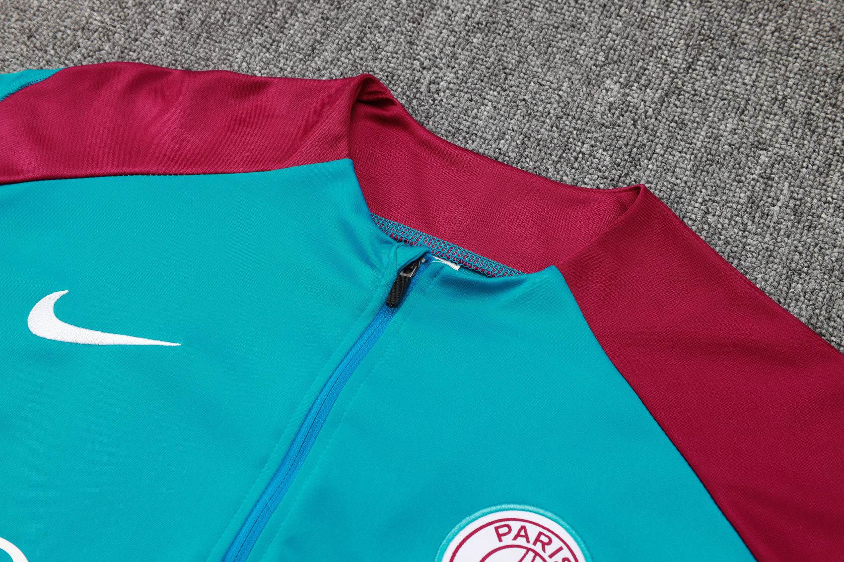 CONJUNTO DE TREINO PSG B820 24/25