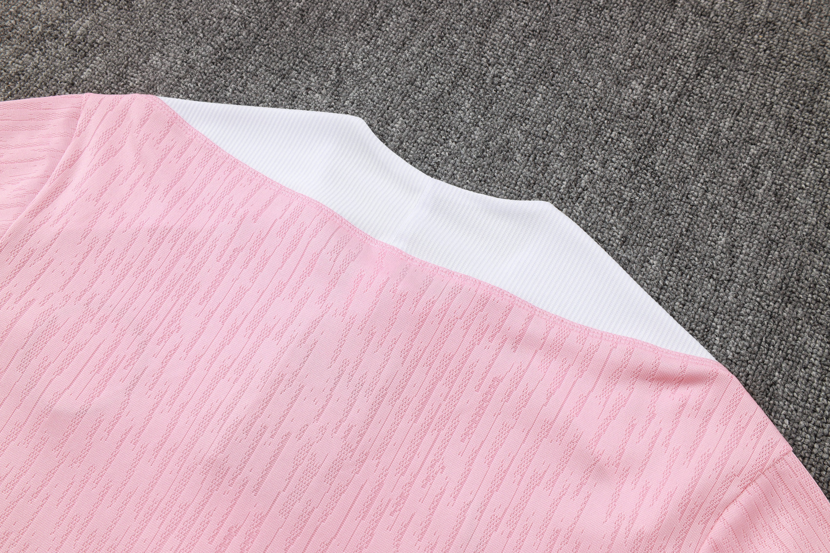 CONJUNTO DE TREINO PSG B970 VERSÃO JOGADOR 24/25