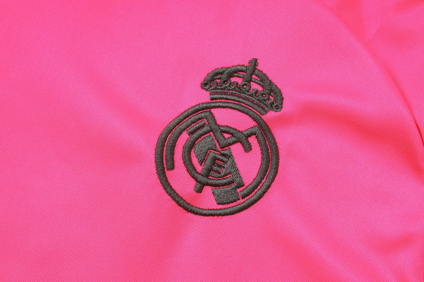 CONJUNTO DE TREINO REAL MADRID B940 24/25