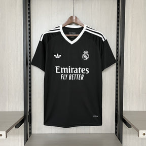 CAMISA REAL MADRID BLACK GOLEIRO 24/25