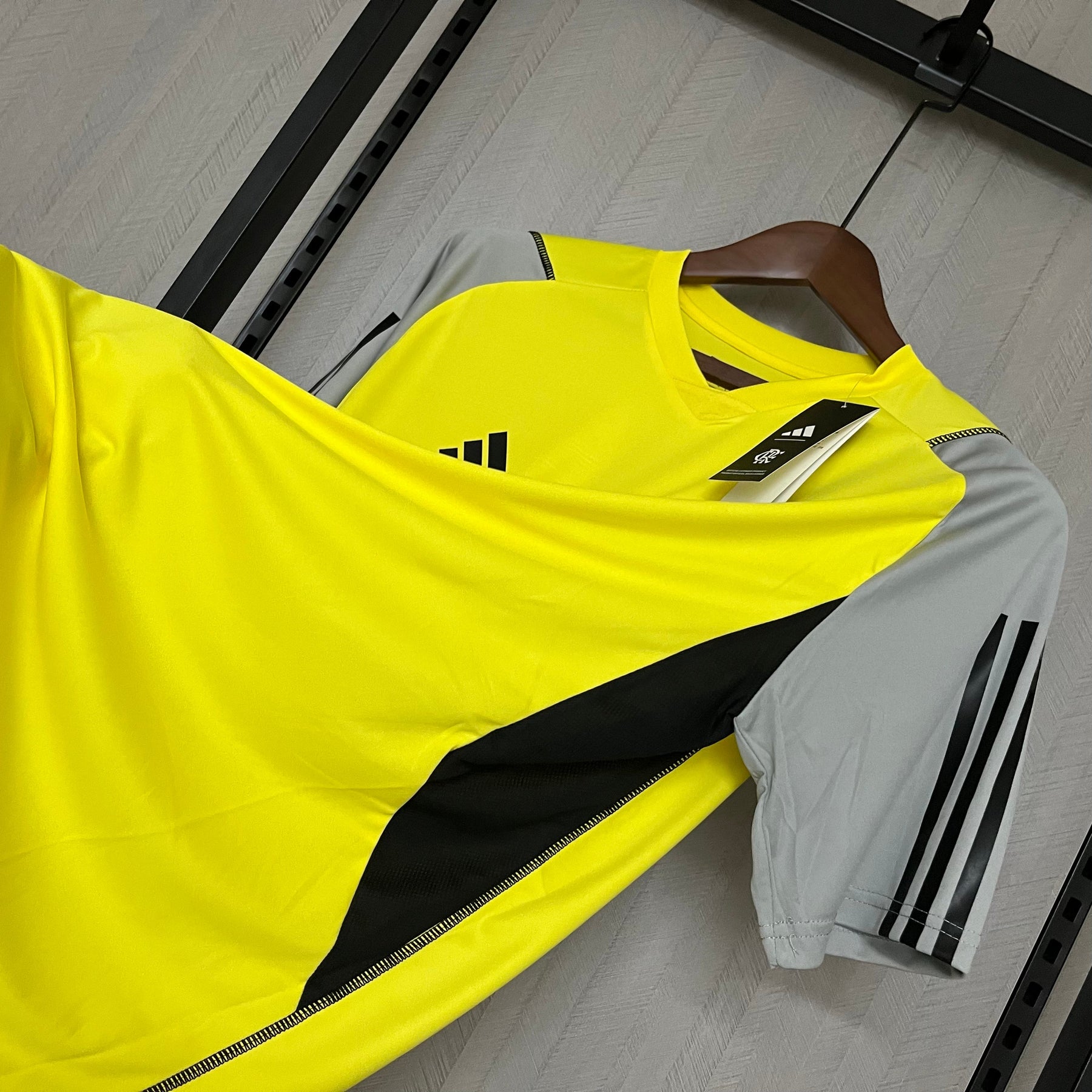 CAMISA FLAMENGO TREINO AMARELO 24/25