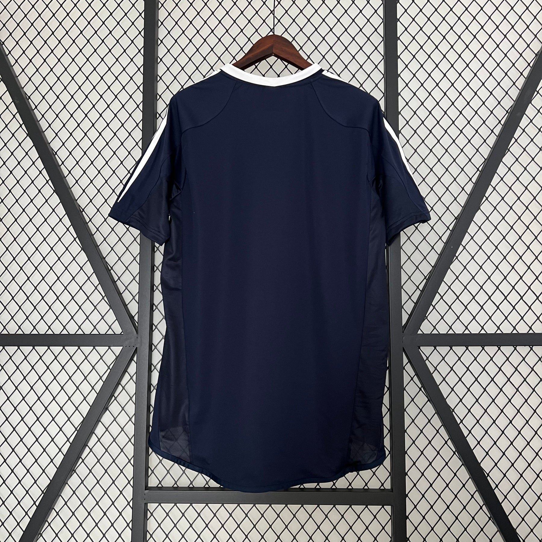 CAMISA REAL MADRID RETRÔ THIRD 04/05