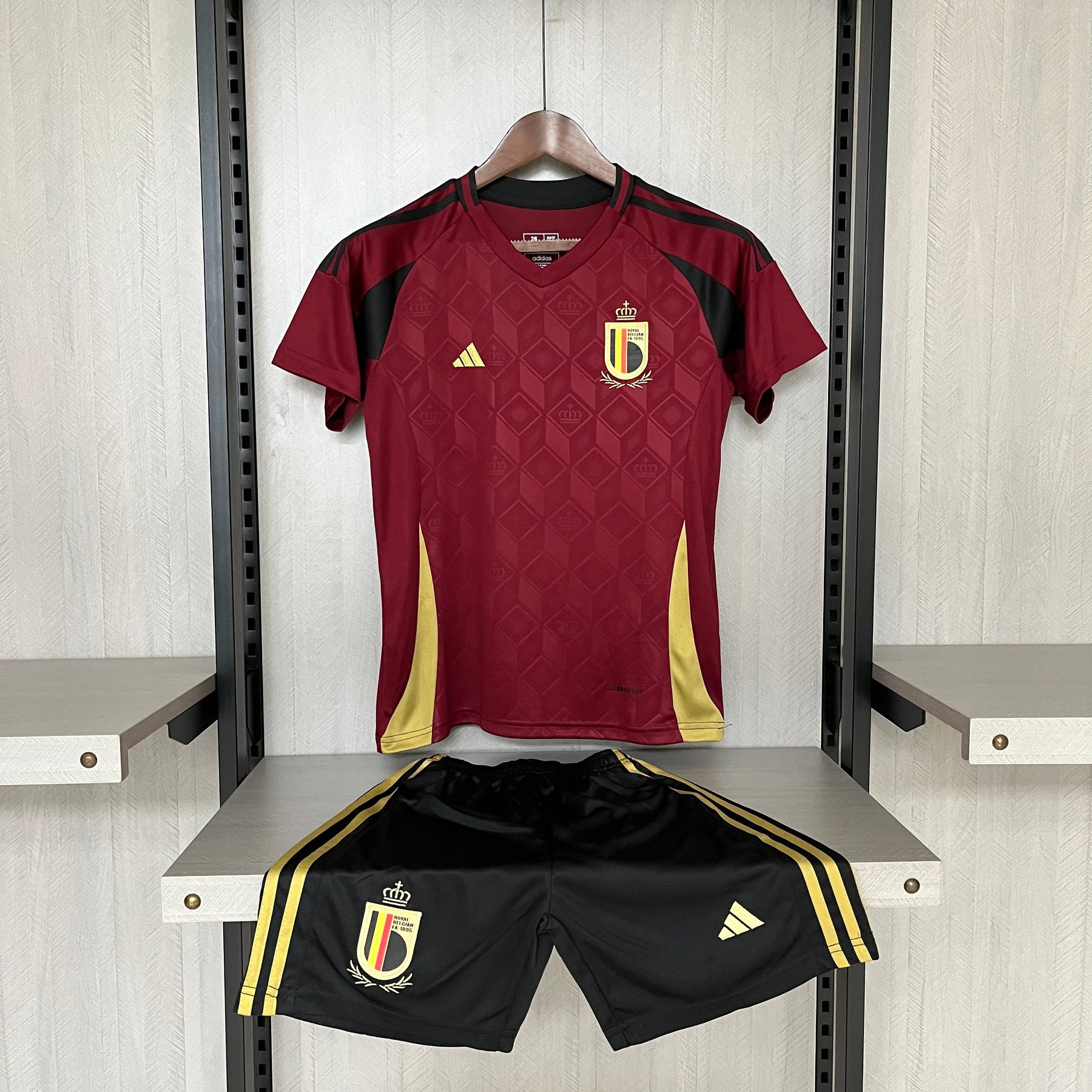 KIT INFANTIL BÉLGICA HOME 24/25
