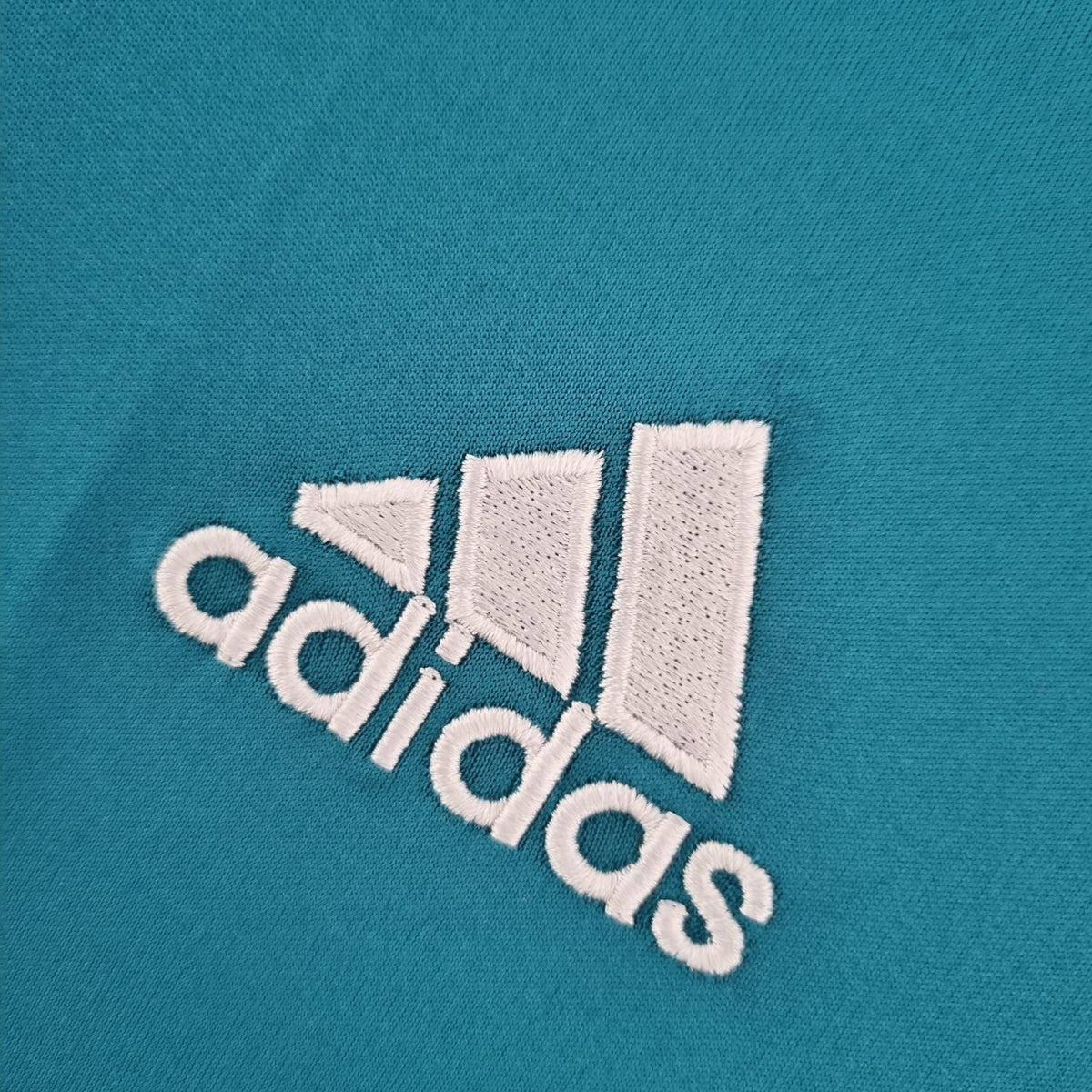 CAMISA REAL MADRID MANGA LONGA RETRÔ THIRD 17/18