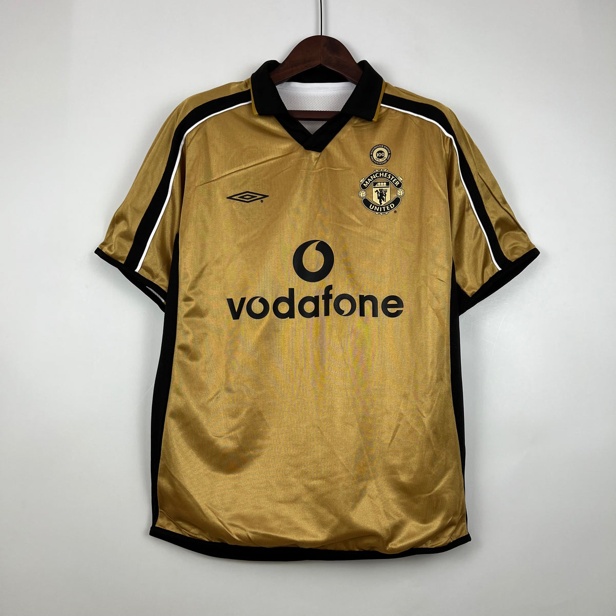 CAMISA RETRÔ MANCHESTER UNITED DUPLA FACE 01/02