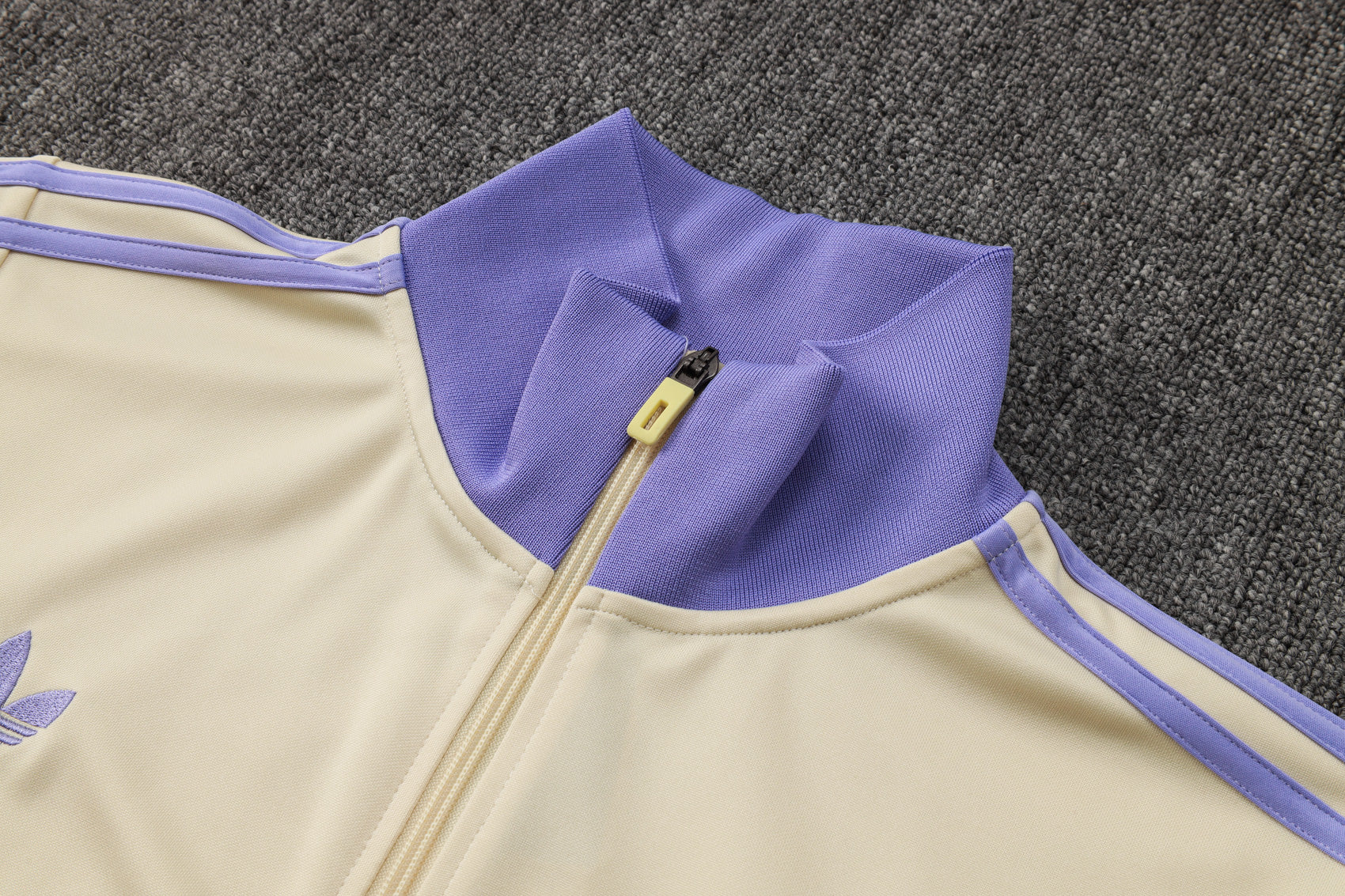 CONJUNTO DE TREINO REAL MADRID A843 24/25