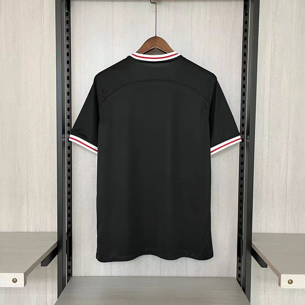 CAMISA EINTRACHT FRANKFURT THIRD 23/24