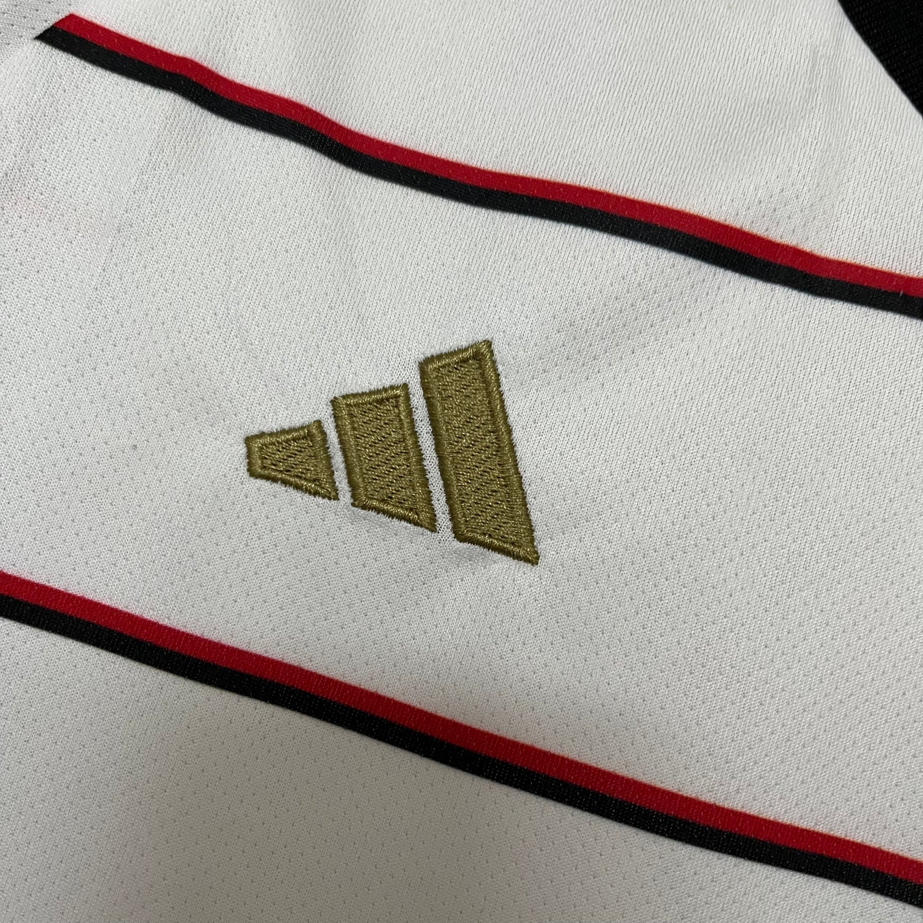 KIT INFANTIL FLAMENGO AWAY 23/24