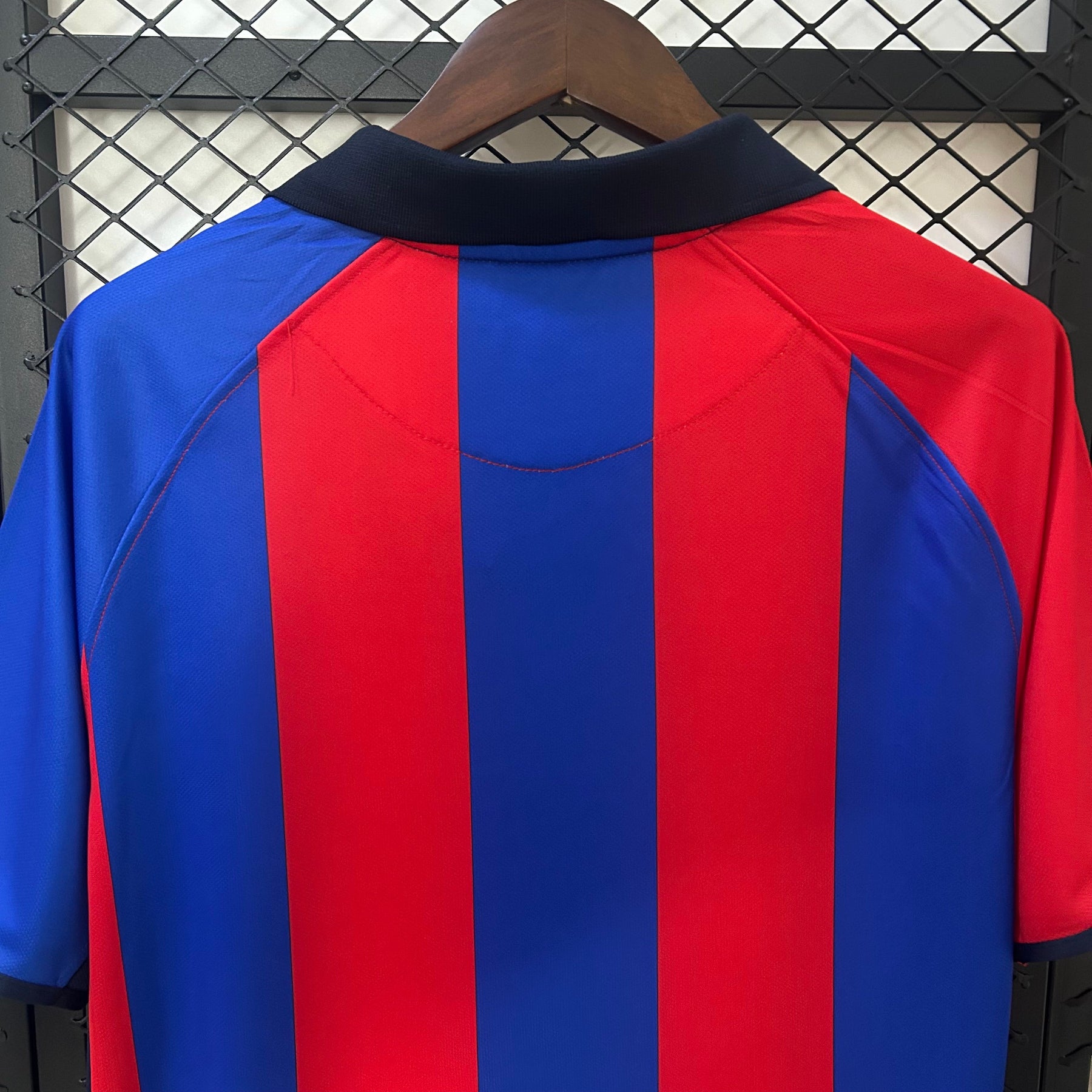 CAMISA RETRÔ BARCELONA HOME 01/02