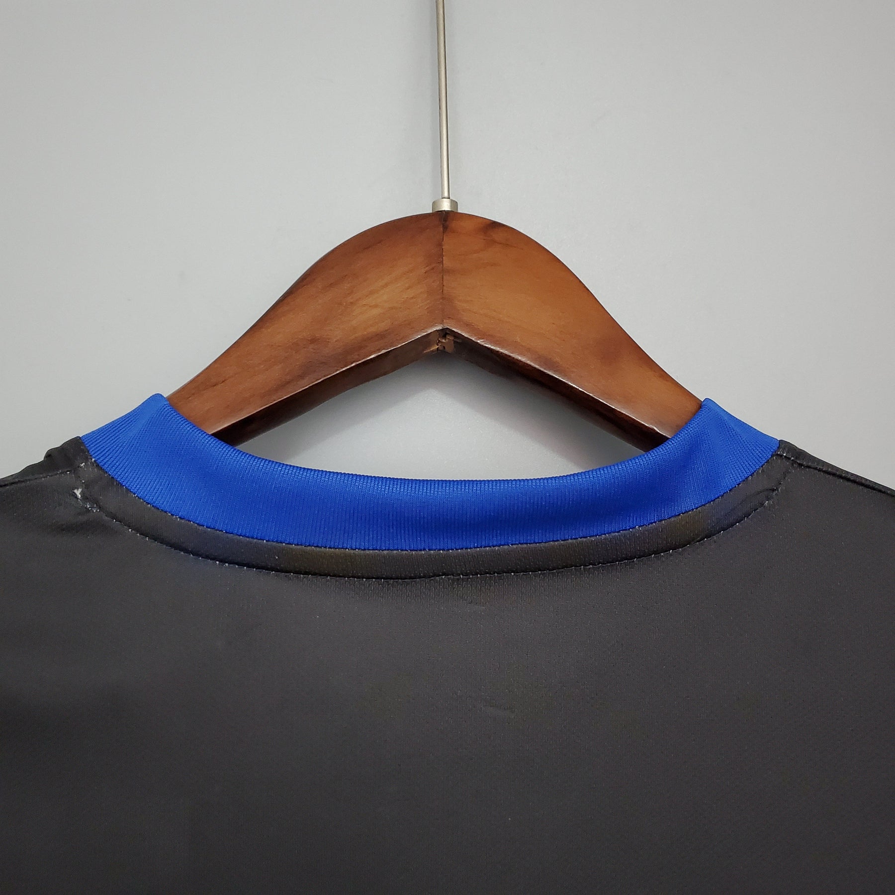 CAMISA RETRÔ INTER DE MILÃO HOME 08/09