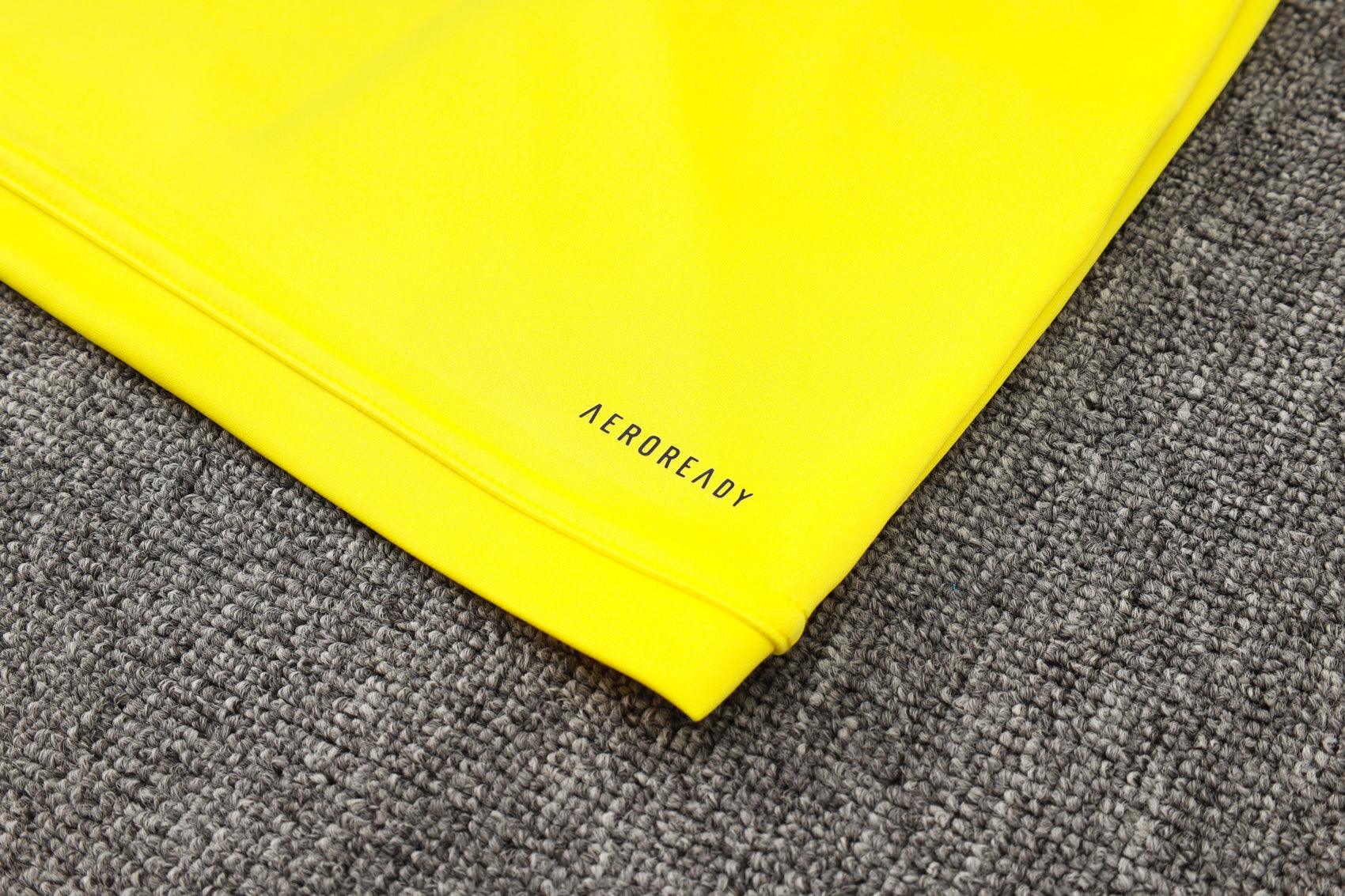 CONJUNTO DE TREINO FLAMENGO YELLOW 24/25