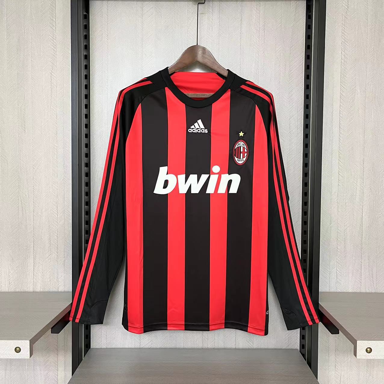 CAMISA RETRÔ MILAN HOME MANGA LONGA 08/09