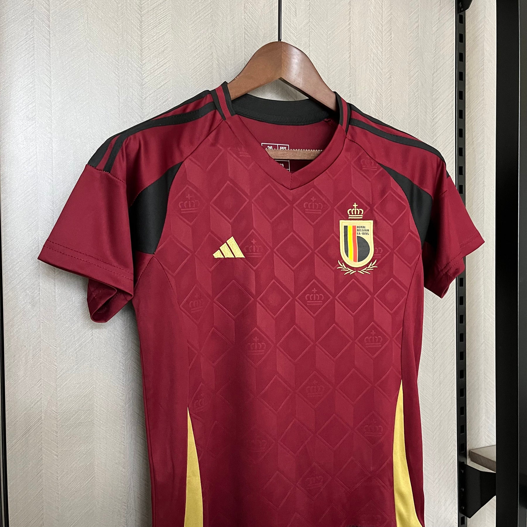 KIT INFANTIL BÉLGICA HOME 24/25