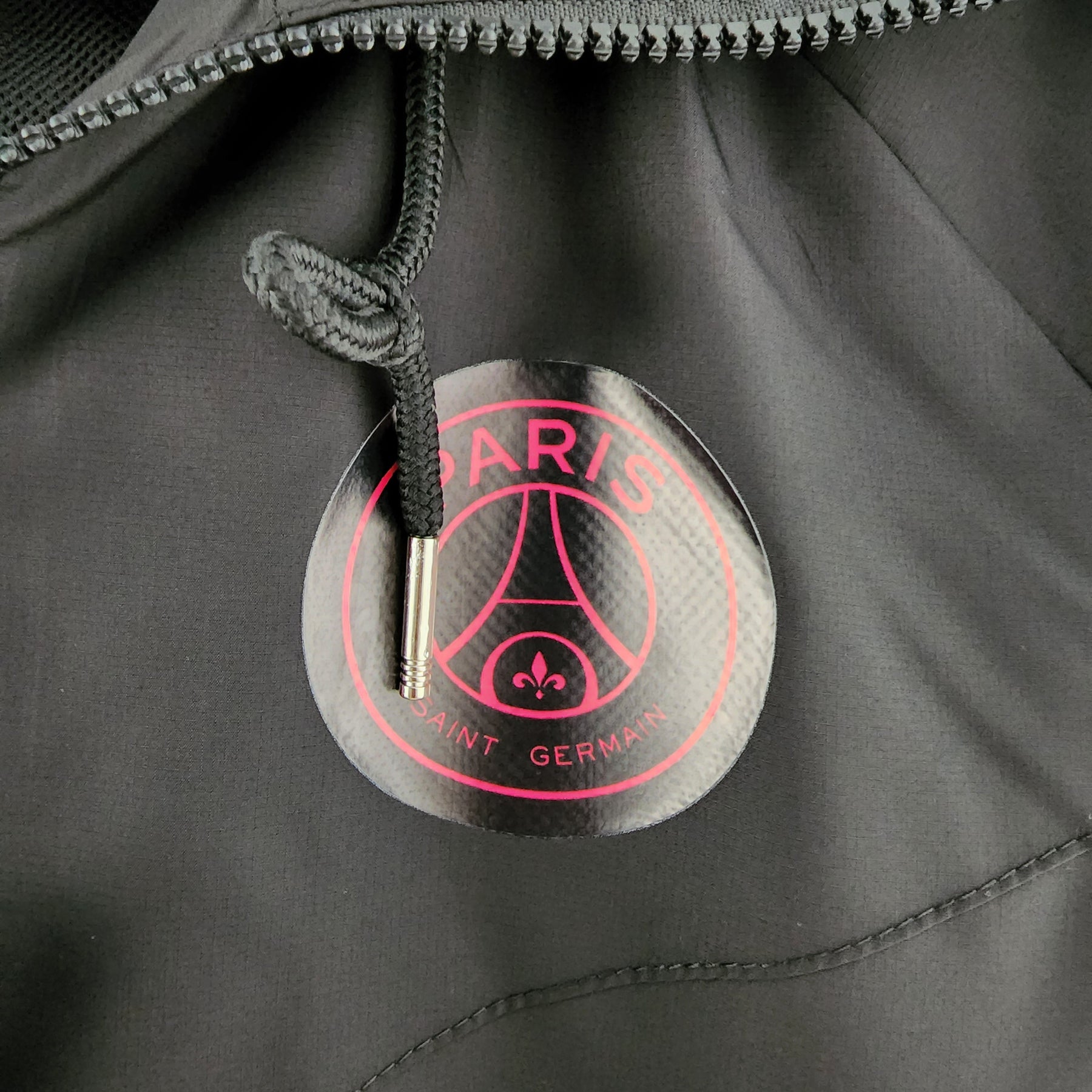 CORTA-VENTO PSG BLACK & PINK 22/23