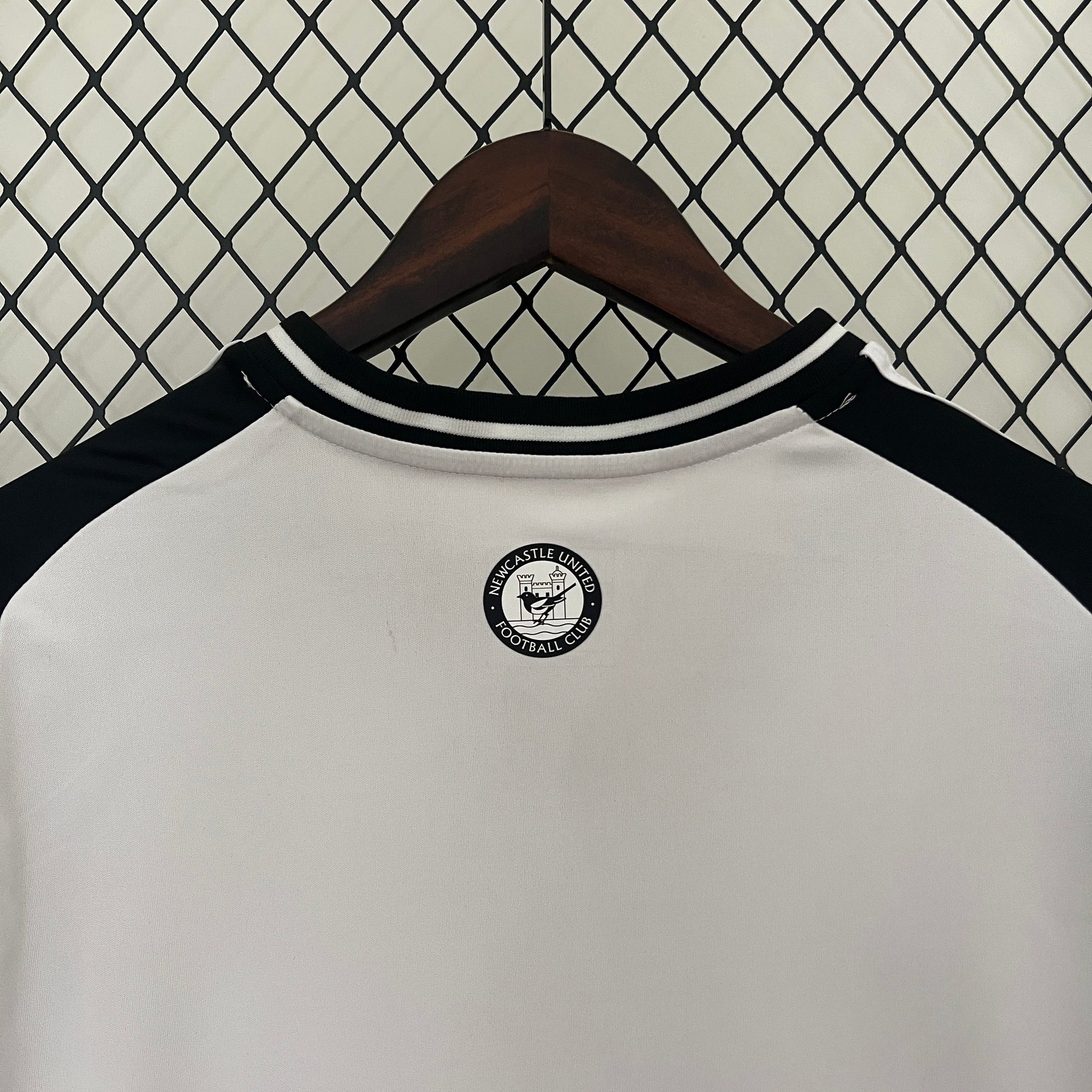 CAMISA NEWCASTLE HOME 24/25
