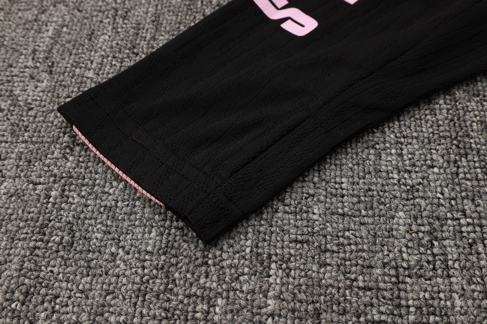 CONJUNTO DE TREINO PSG B967 VERSÃO JOGADOR 24/25