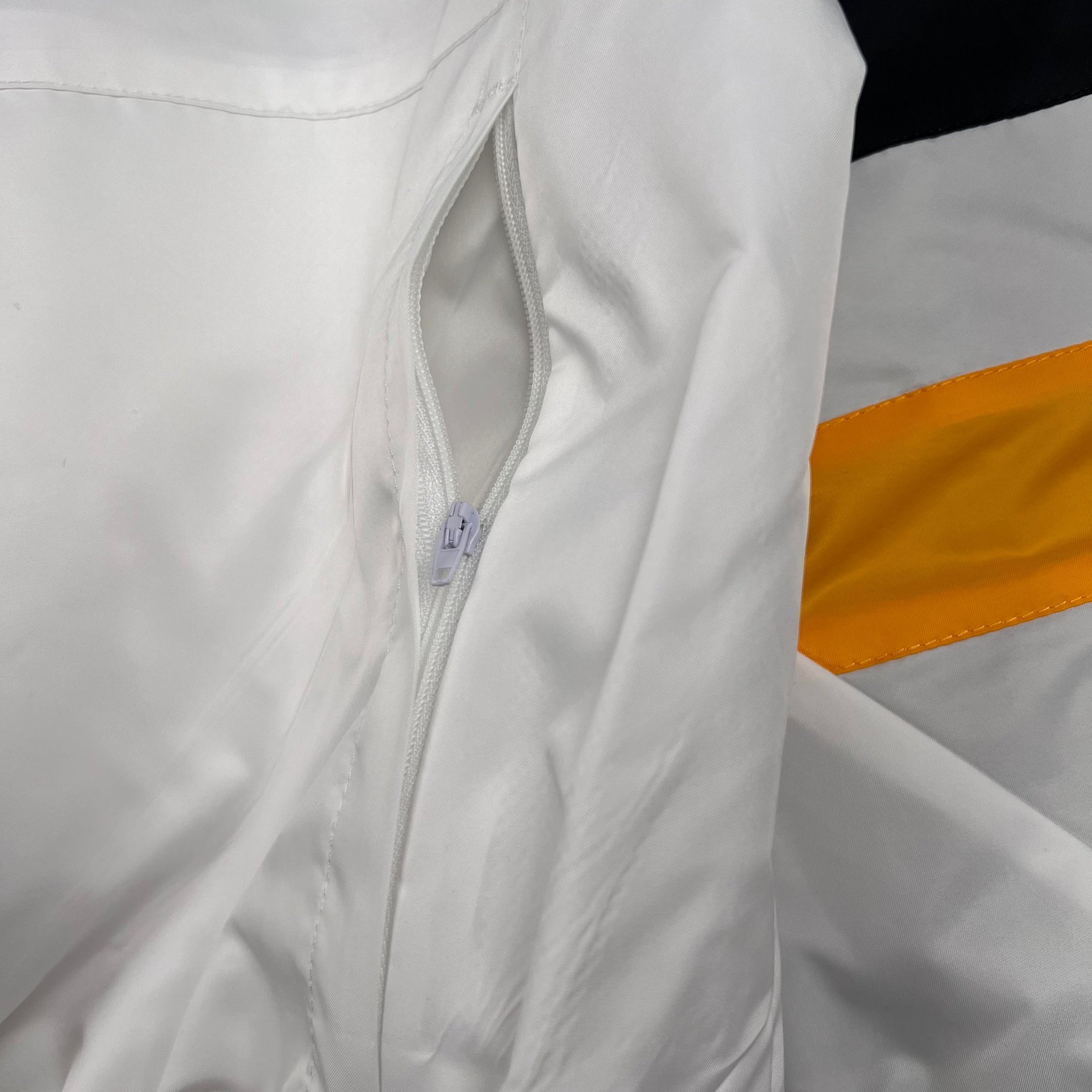 CORTA-VENTO FLAMENGO WHITE AWAY 23/24