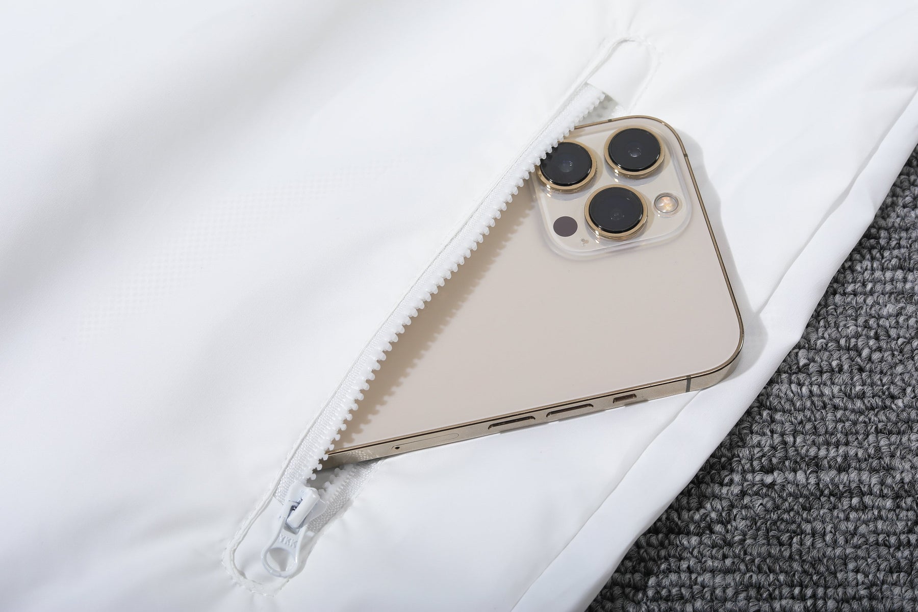 CORTA-VENTO TOTTENHAM WHITE 23/24