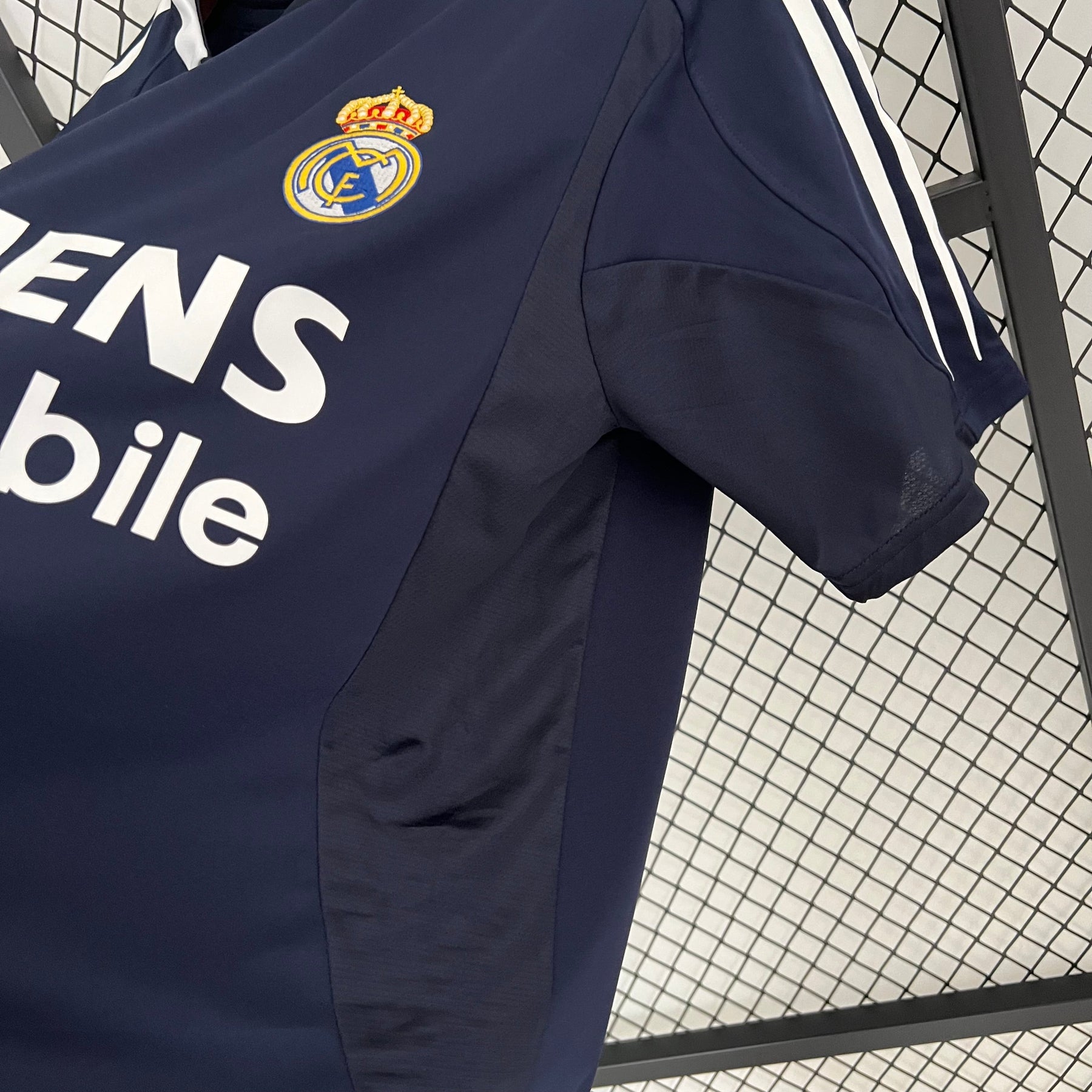 CAMISA REAL MADRID RETRÔ THIRD 04/05