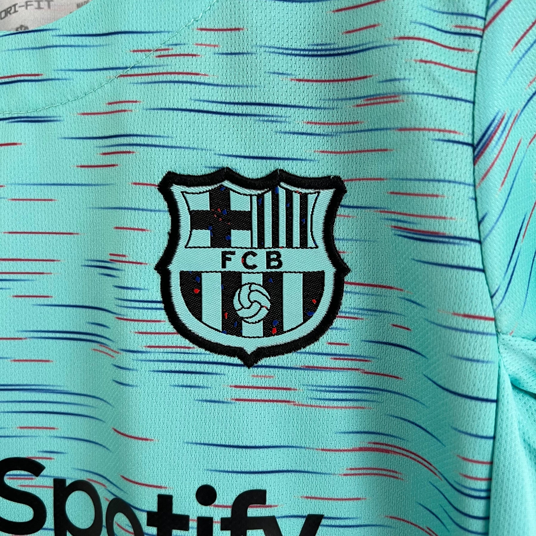 KIT INFANTIL BARCELONA THIRD 23/24