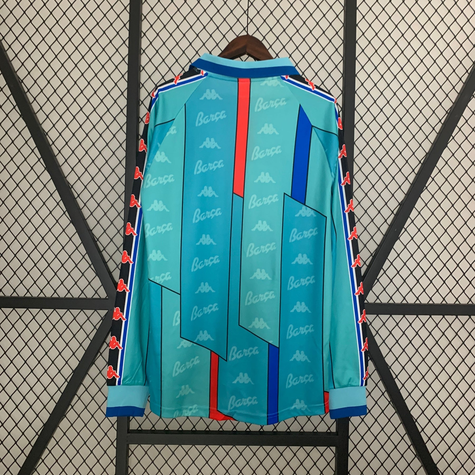 CAMISA RETRÔ BARCELONA AWAY MANGA LONGA 96/97