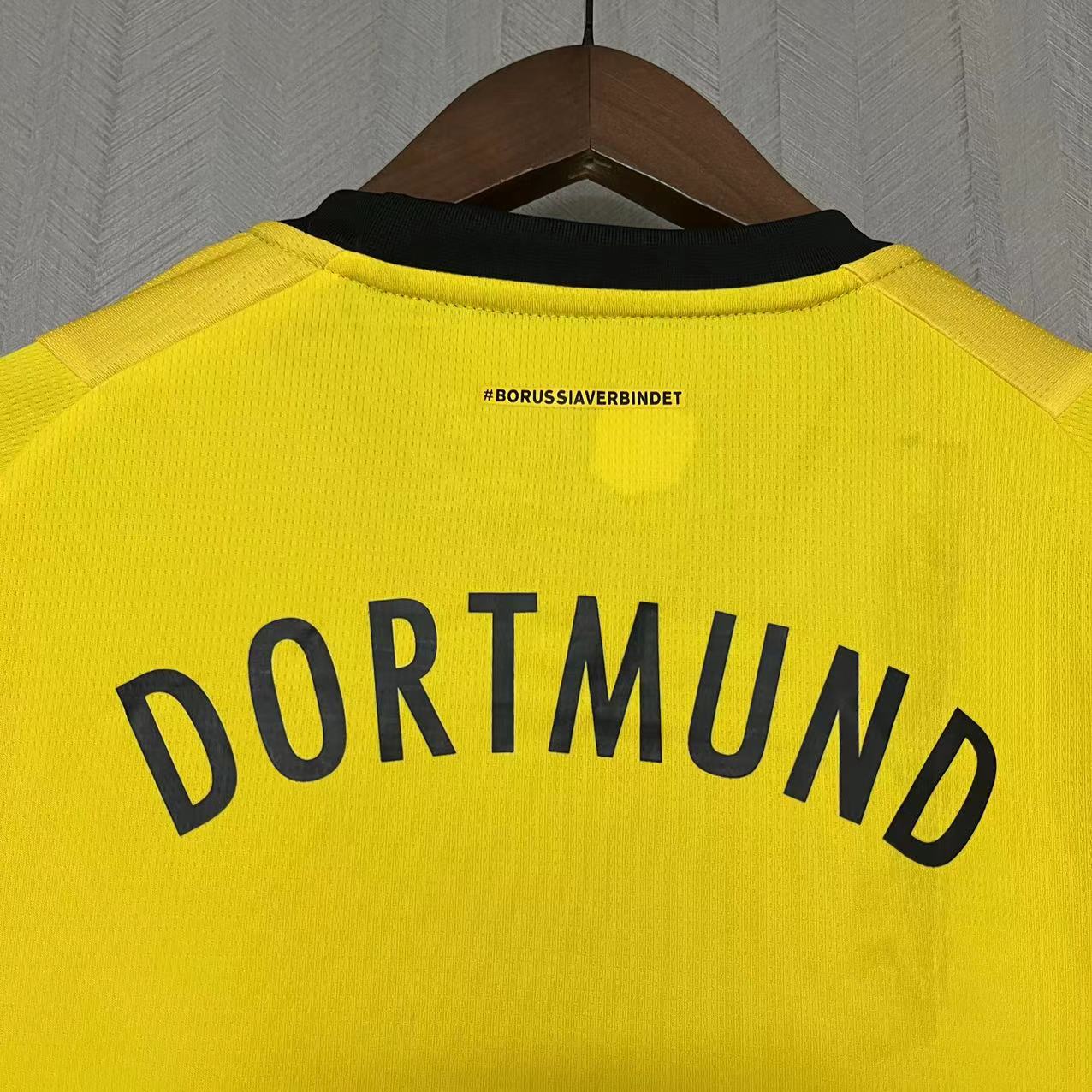 KIT INFANTIL BORUSSIA DORTMUND HOME 23/24