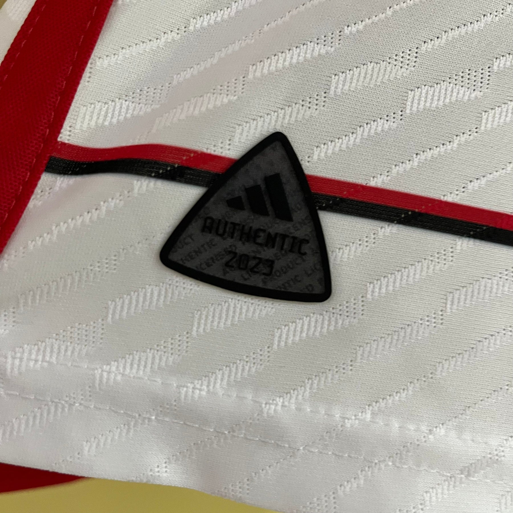 CAMISA FLAMENGO VERSÃO JOGADOR AWAY 23/24