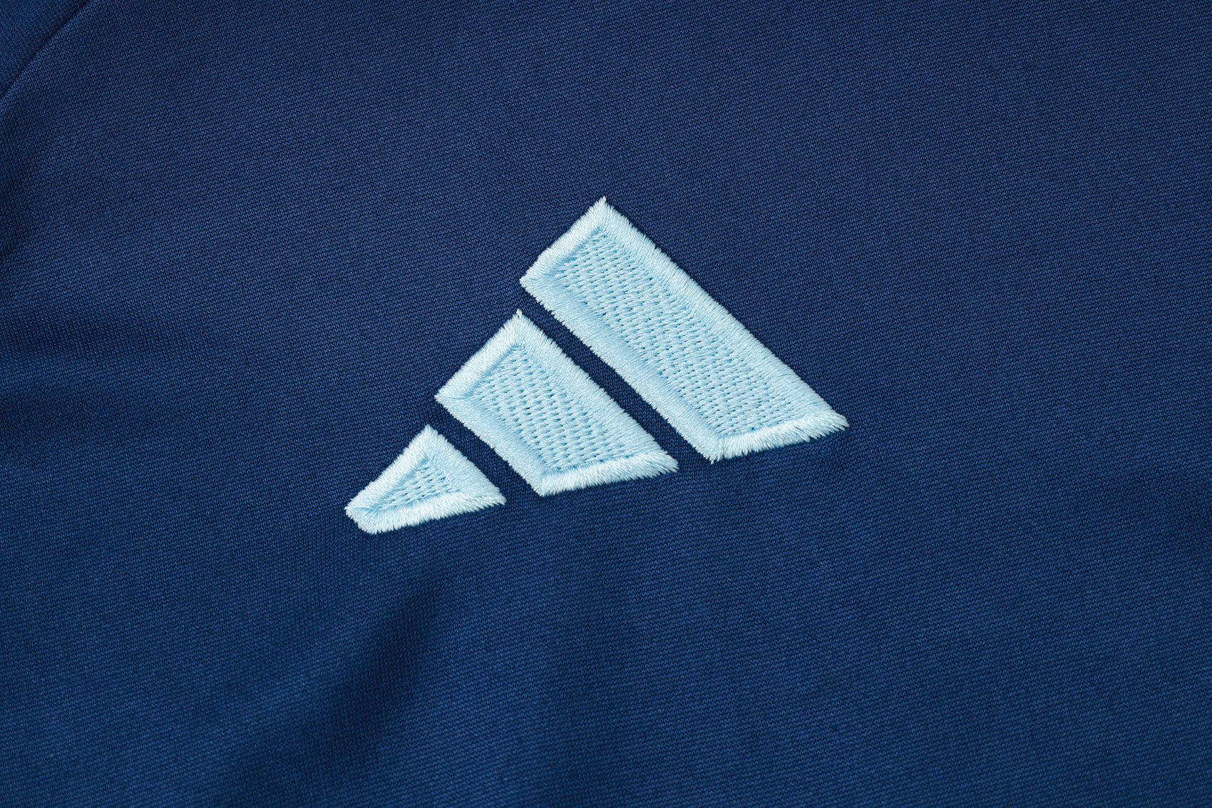 CONJUNTO DE TREINO REAL MADRID B991 24/25