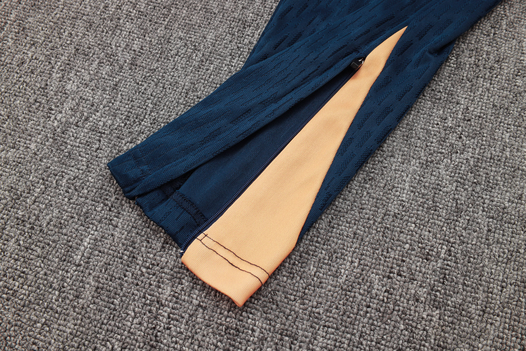 CONJUNTO DE TREINO BARCELONA VERSÃO JOGADOR B893 24/25