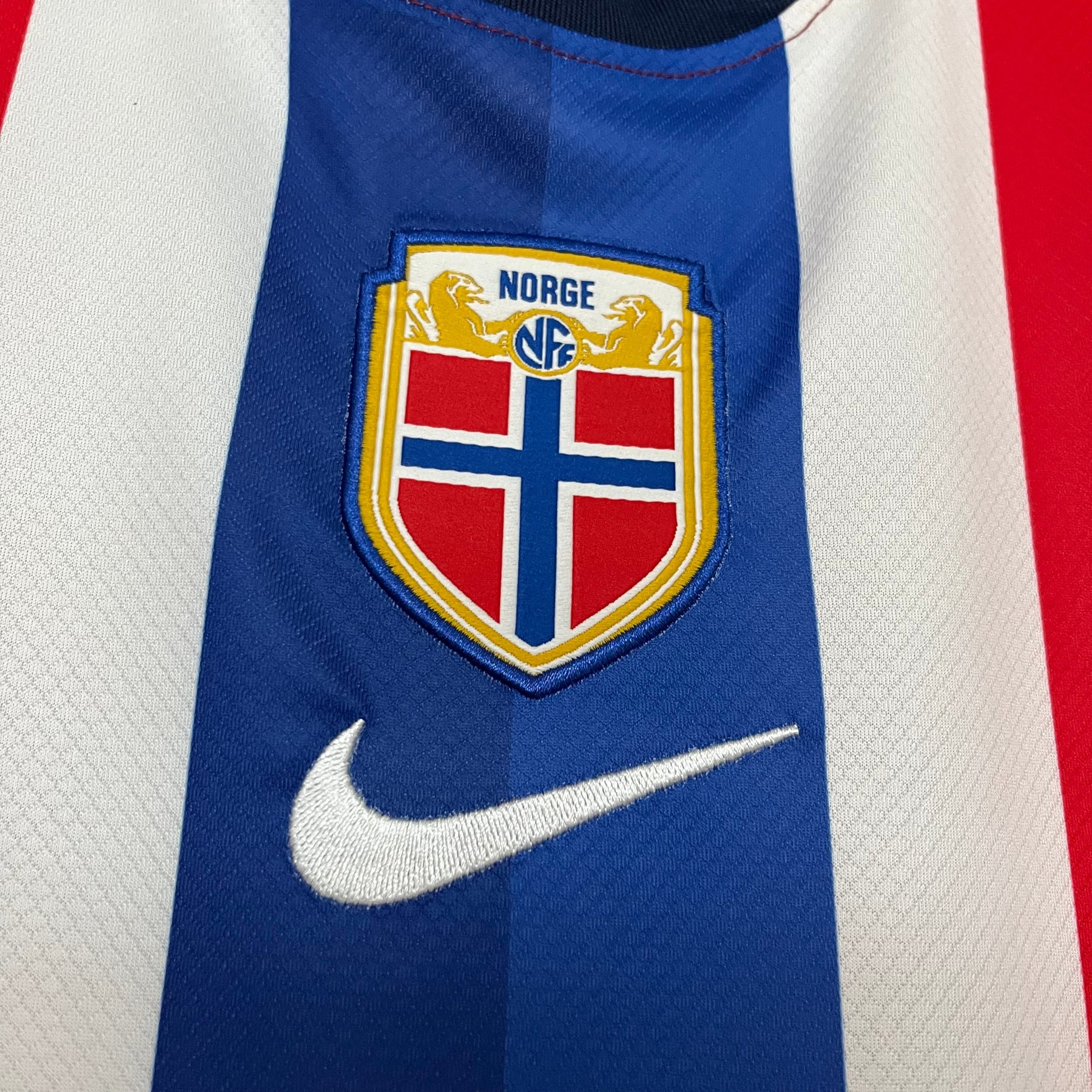CAMISA NORUEGA HOME 24/25
