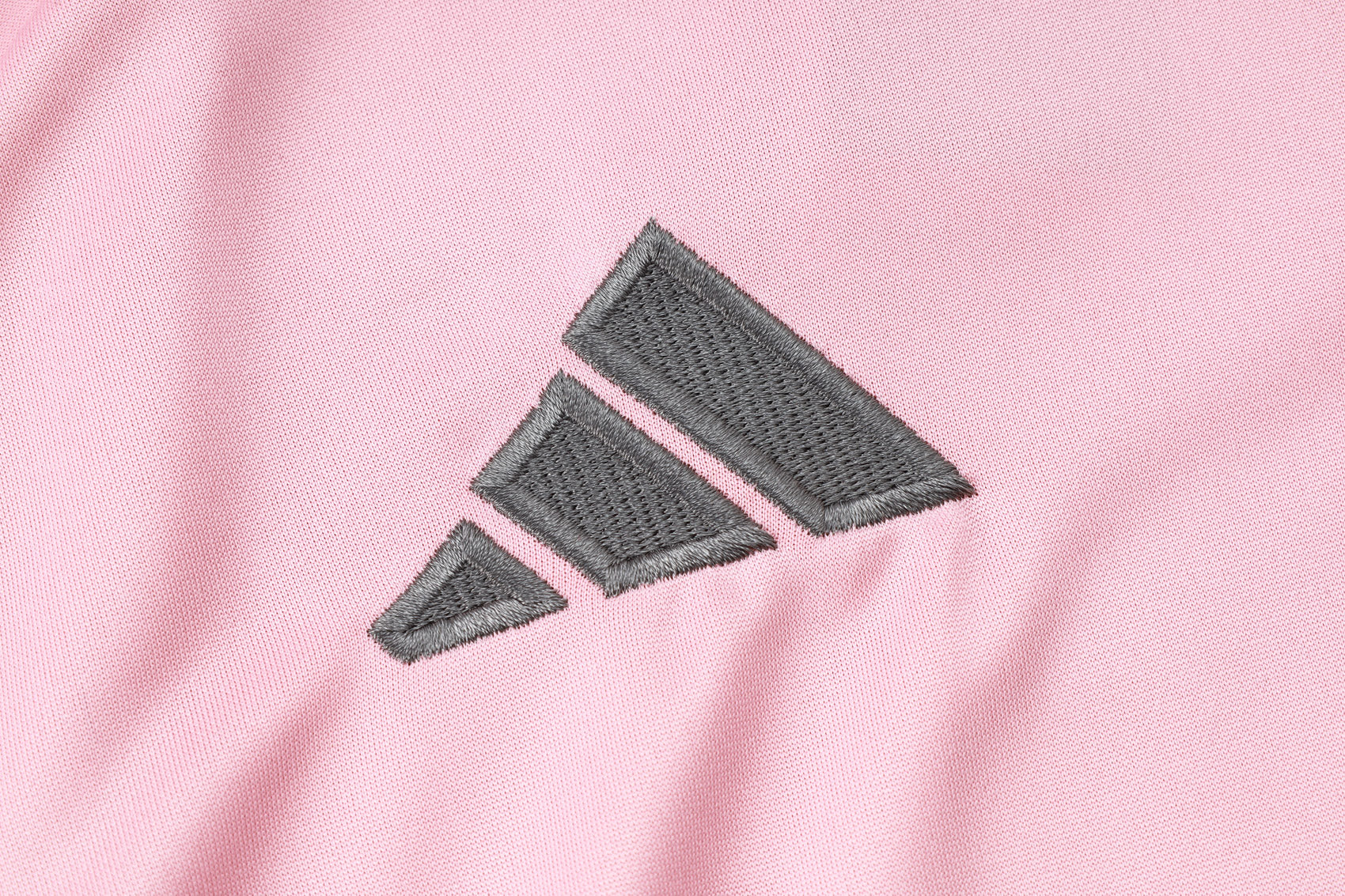 CONJUNTO DE TREINO REAL MADRID B946 24/25