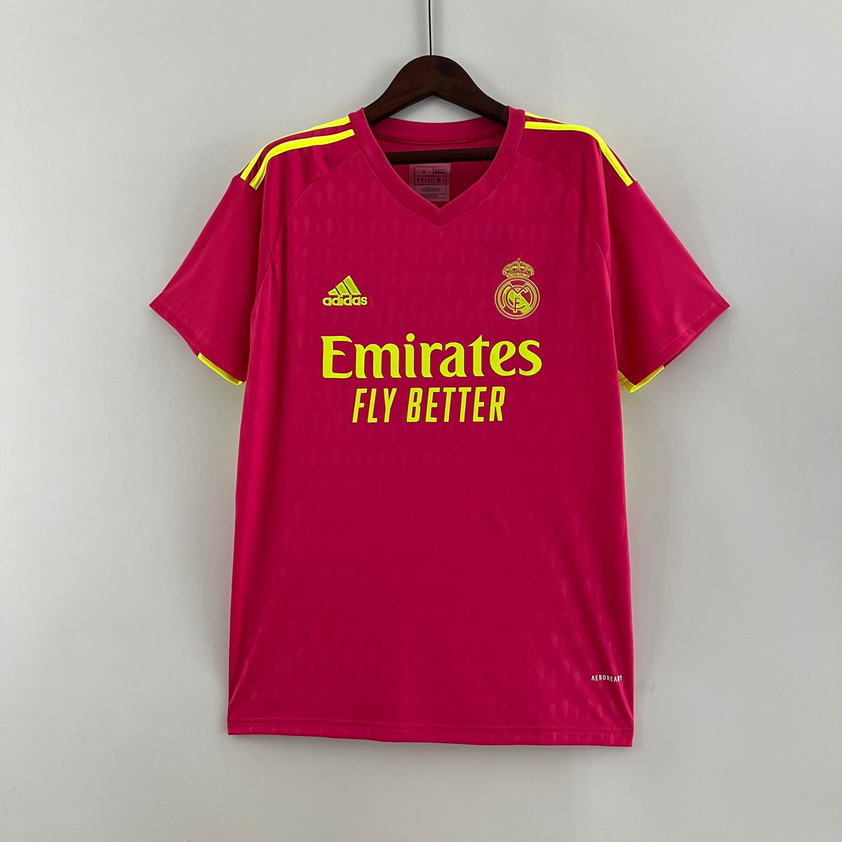 CAMISA REAL MADRID GOLEIRO PINK 23/24