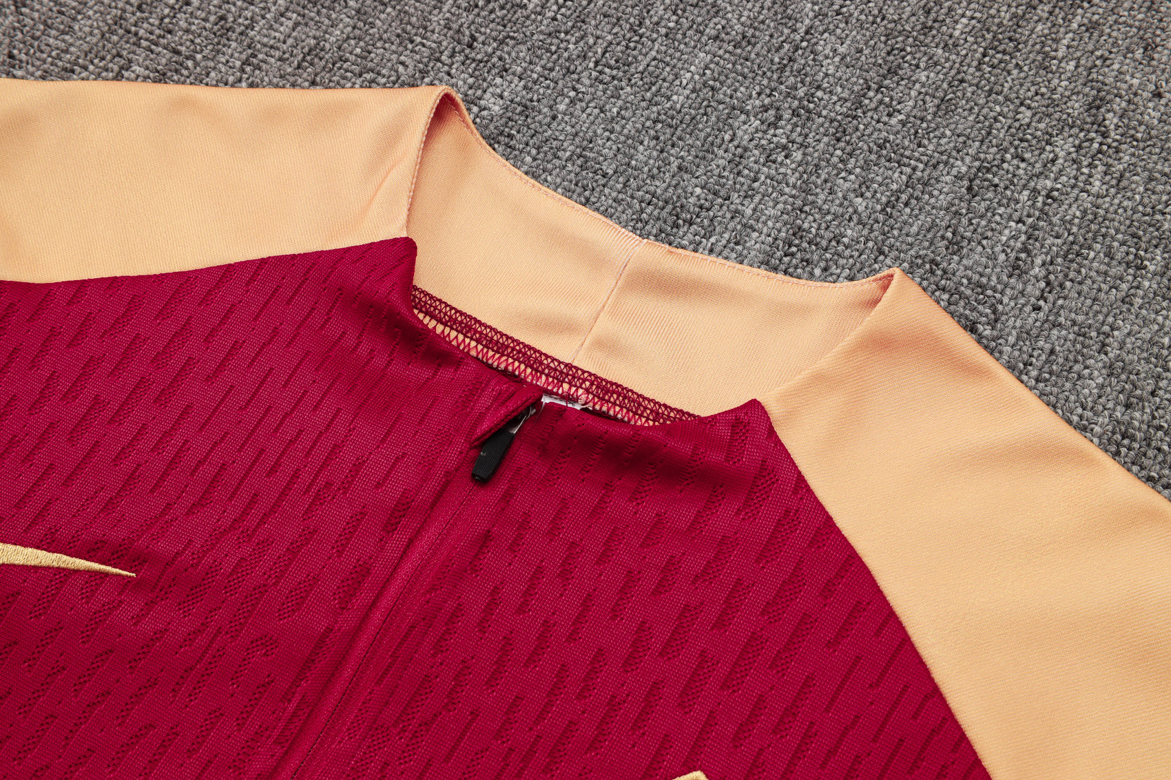 CONJUNTO DE TREINO BARCELONA VERSÃO JOGADOR B893 24/25