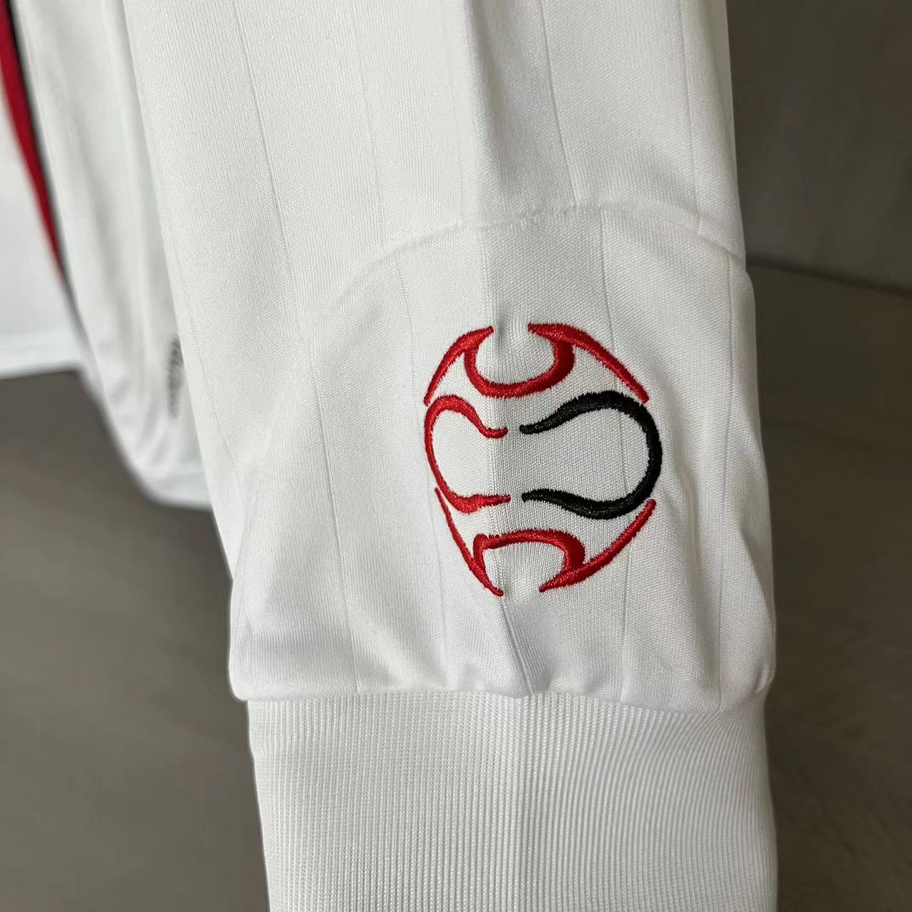 CAMISA RETRÔ MILAN AWAY MANGA LONGA 06/07