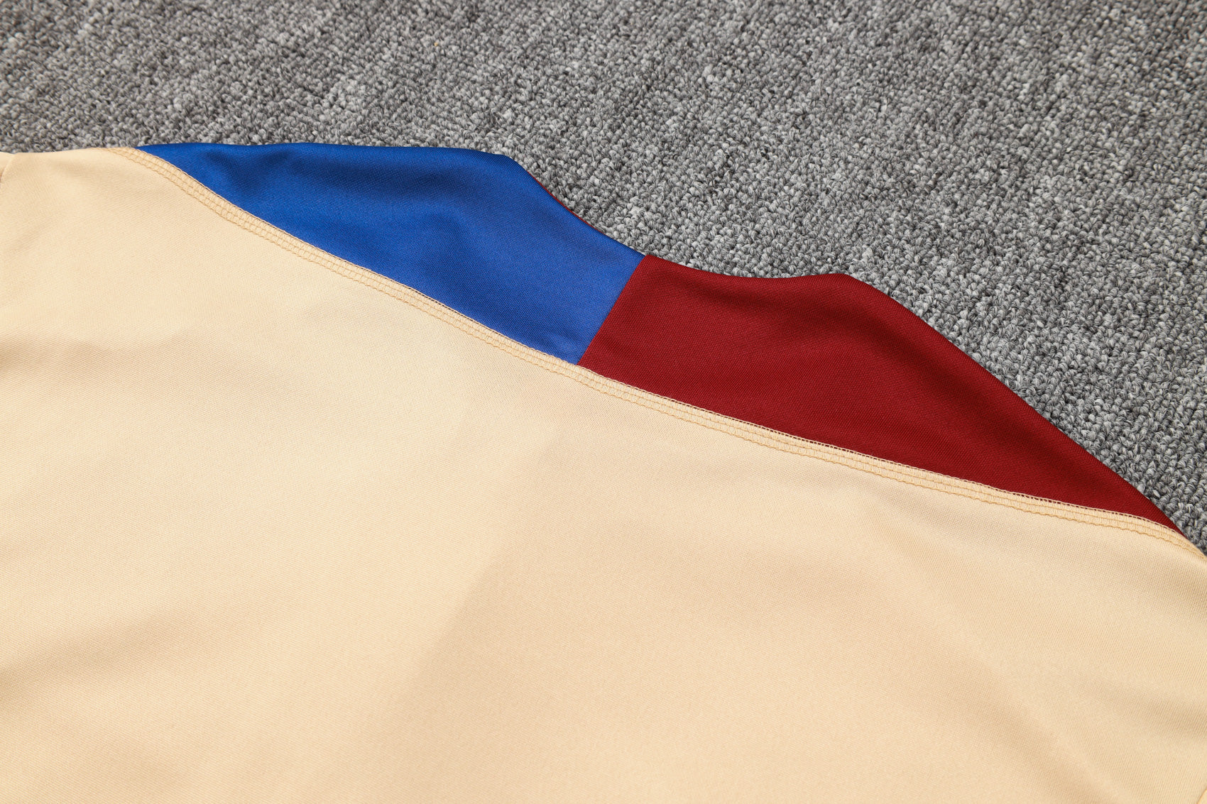 CONJUNTO DE TREINO BARCELONA B804 24/25