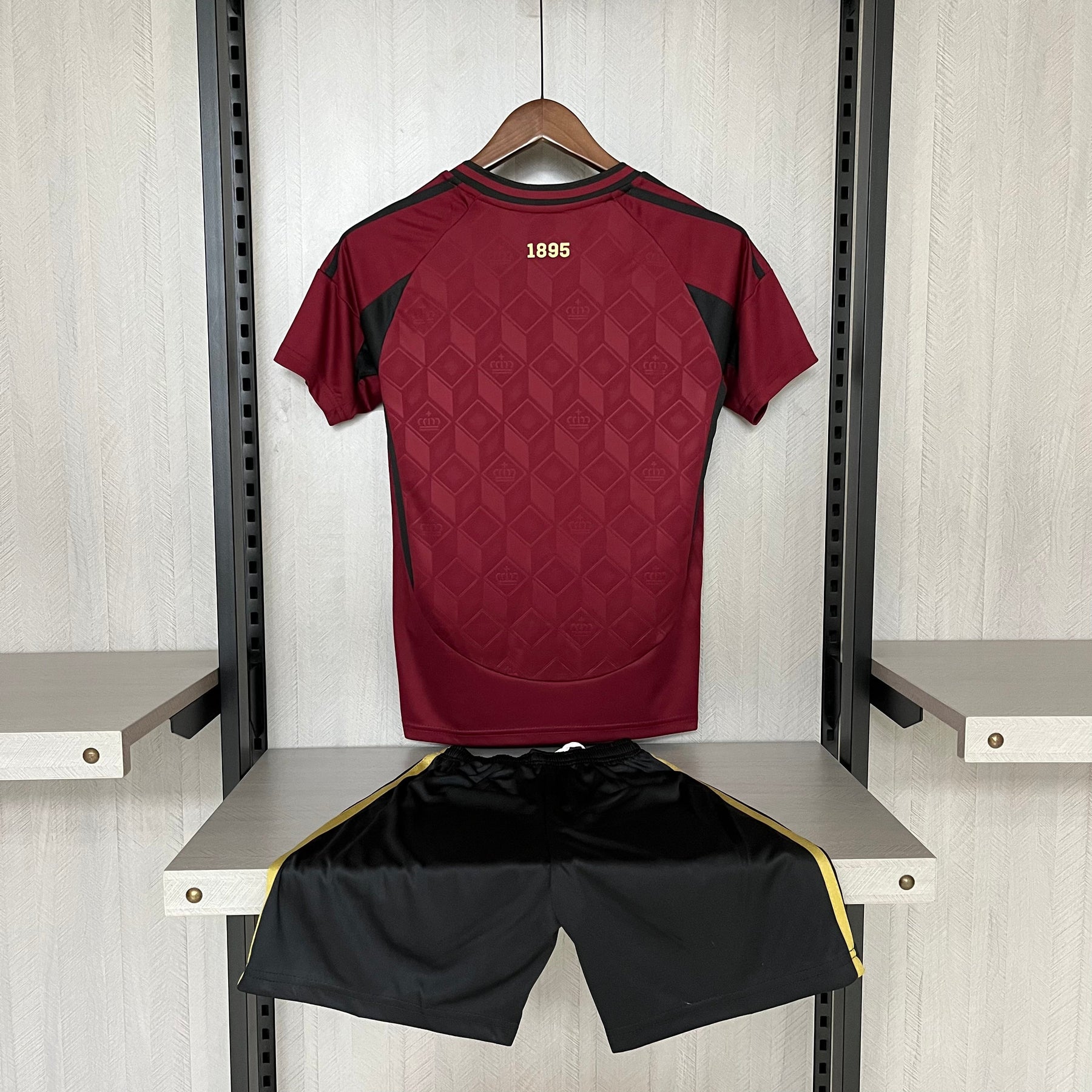 KIT INFANTIL BÉLGICA HOME 24/25